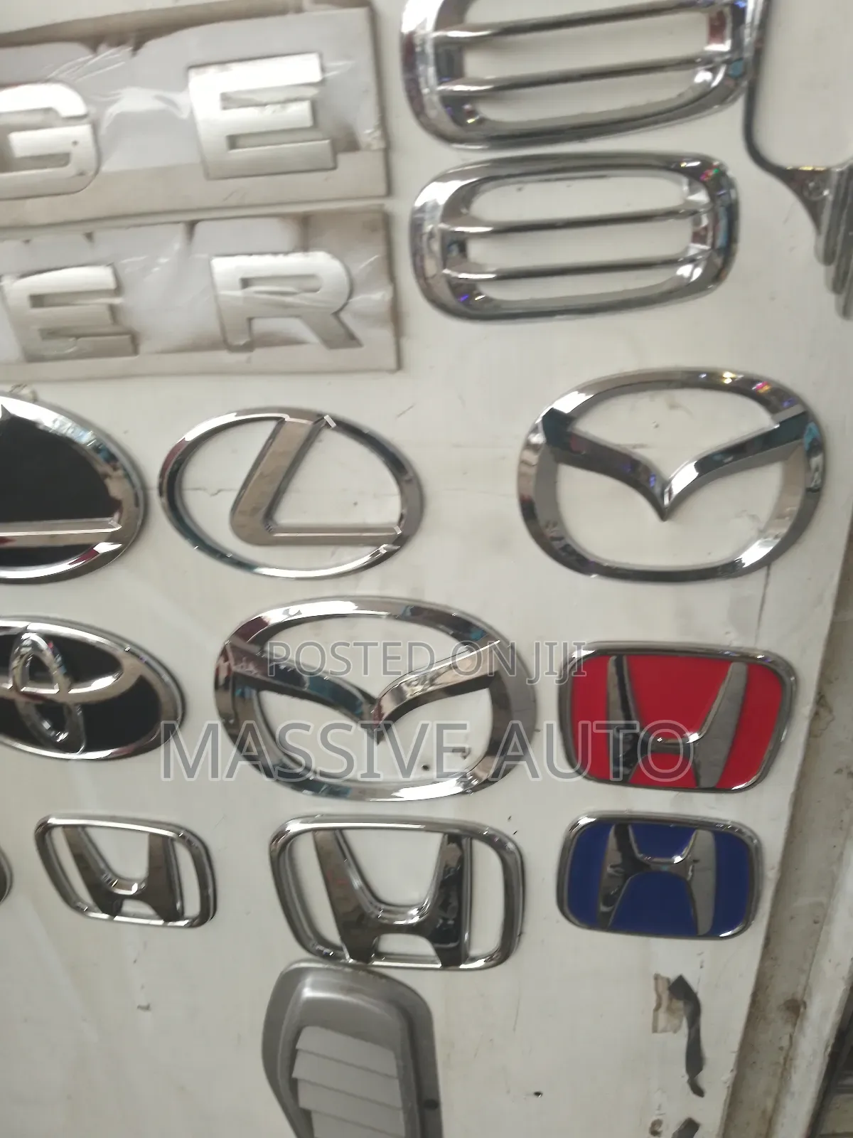All Front Car Logo/Genuine Front Car Grill Logo/Emblems