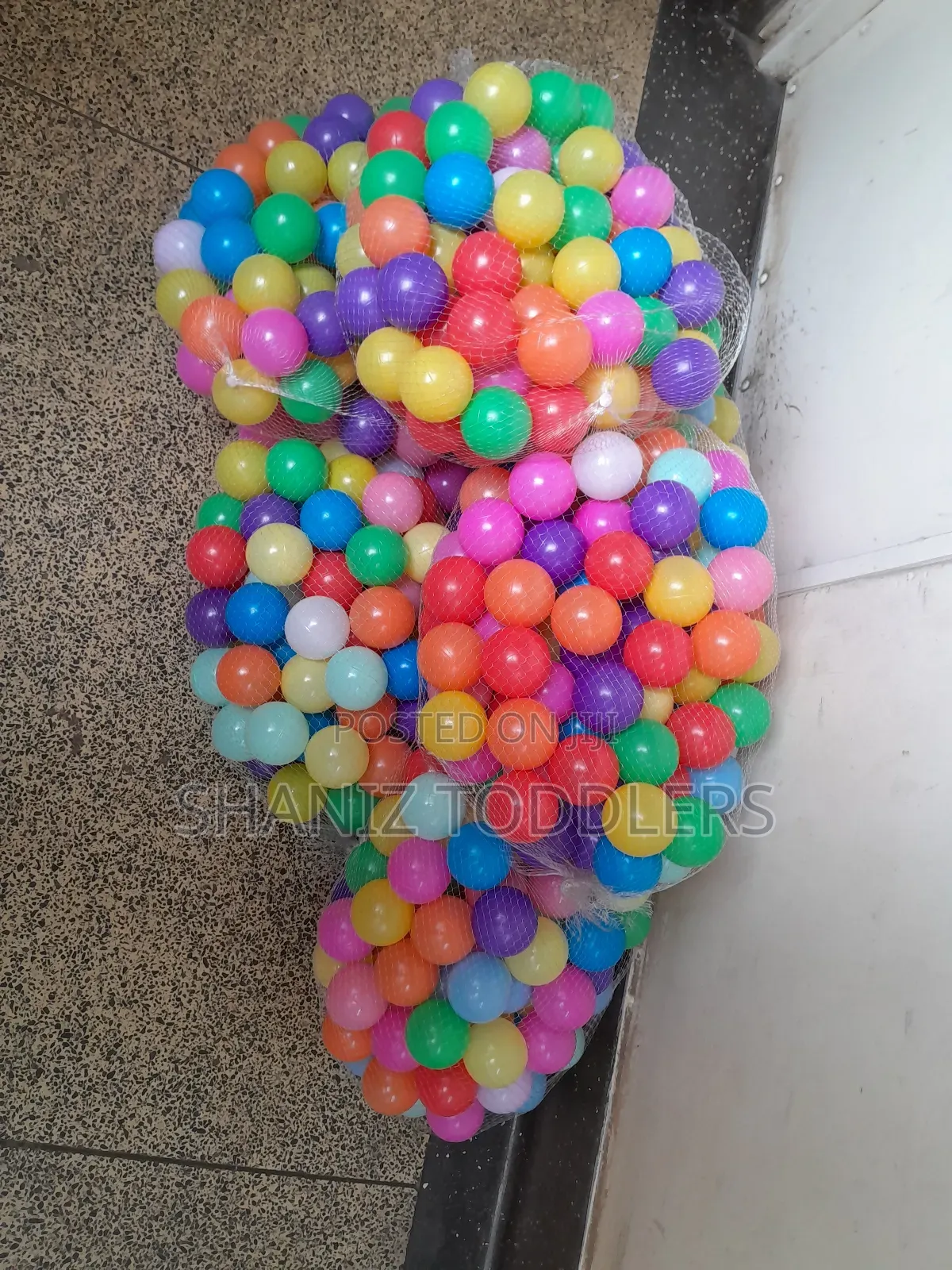 Play Balls * Play Balls