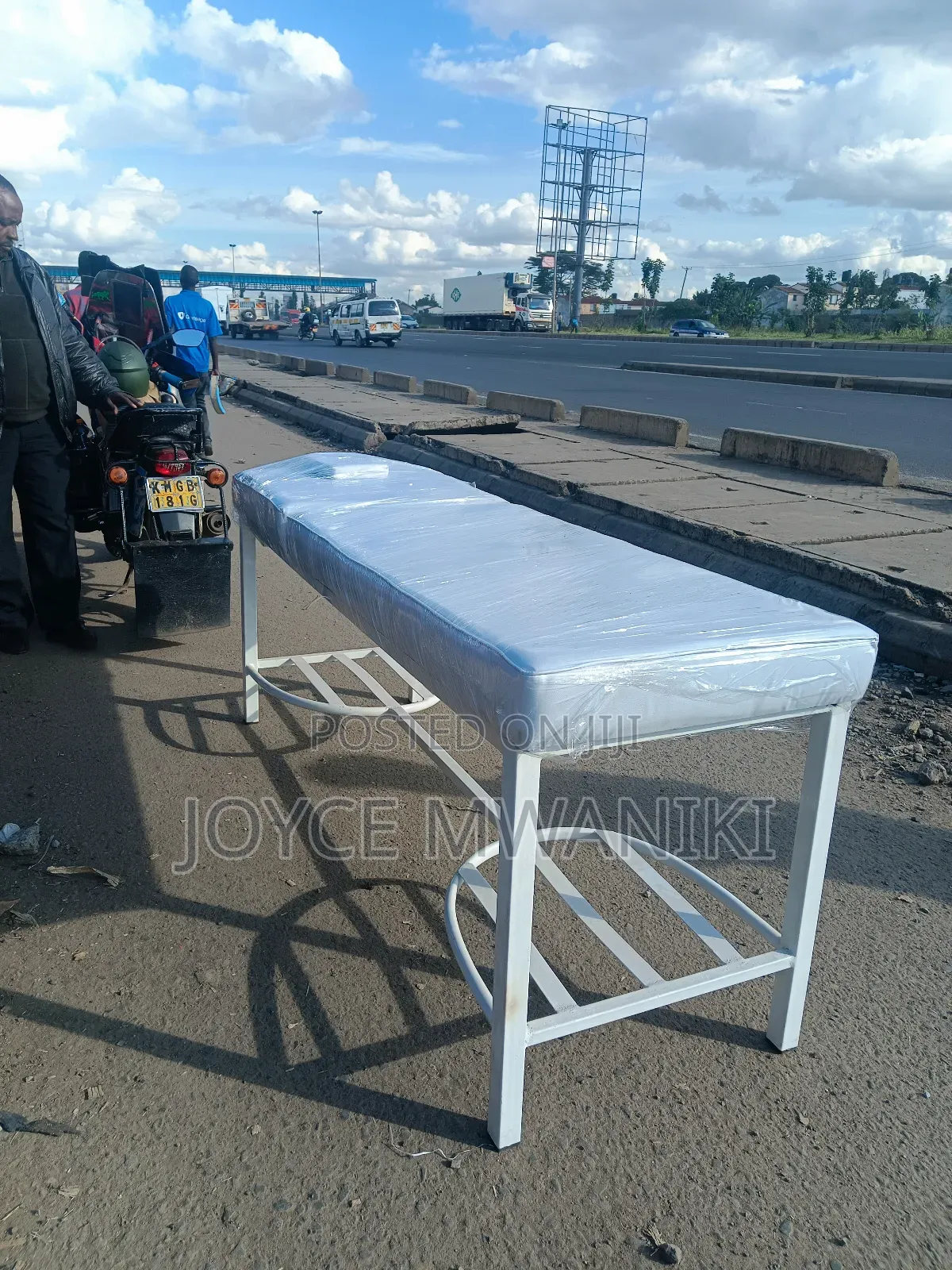 Massage Bed, White Big Size