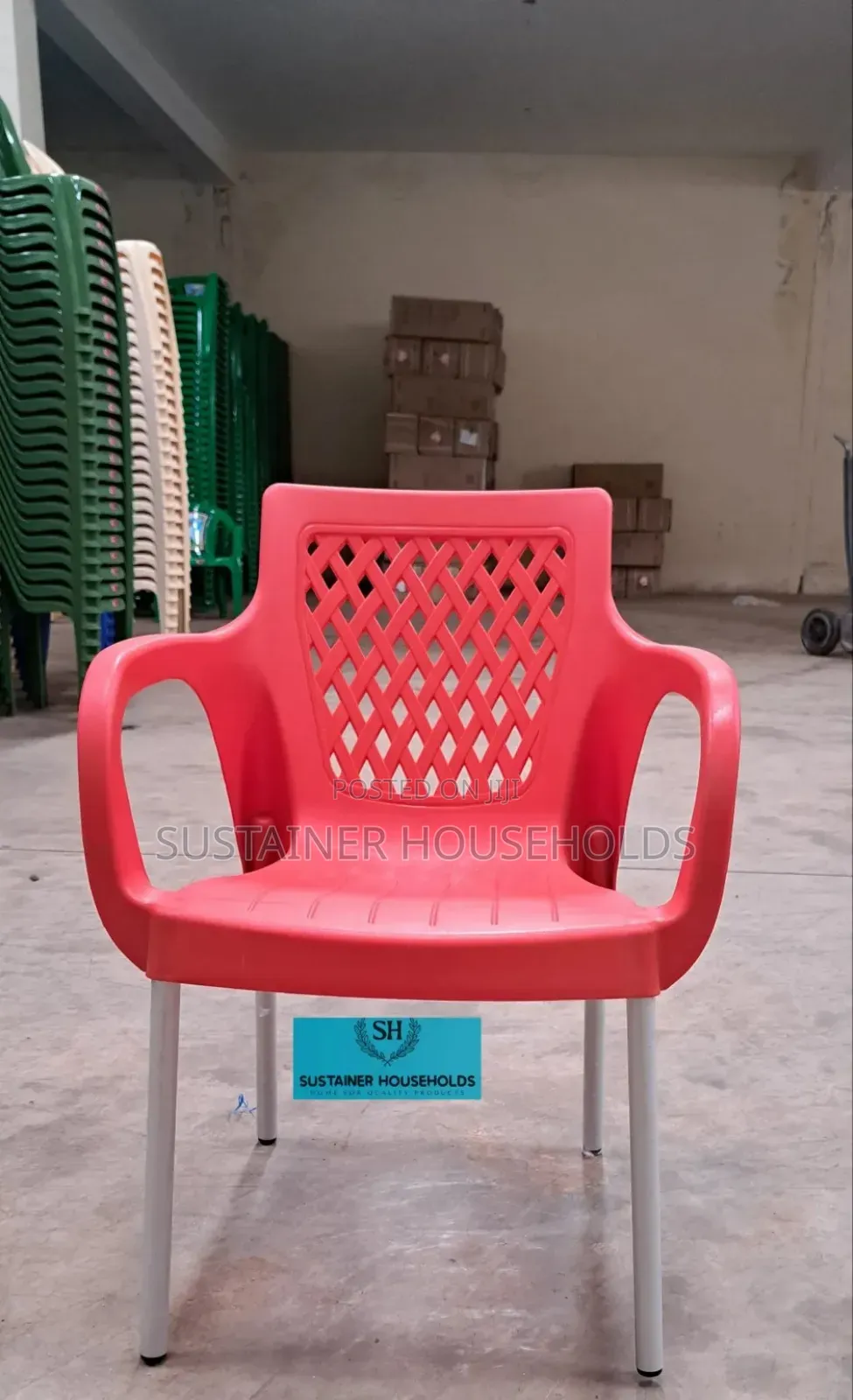 Hotel Plastic Chairs With Metallic Silver Legs