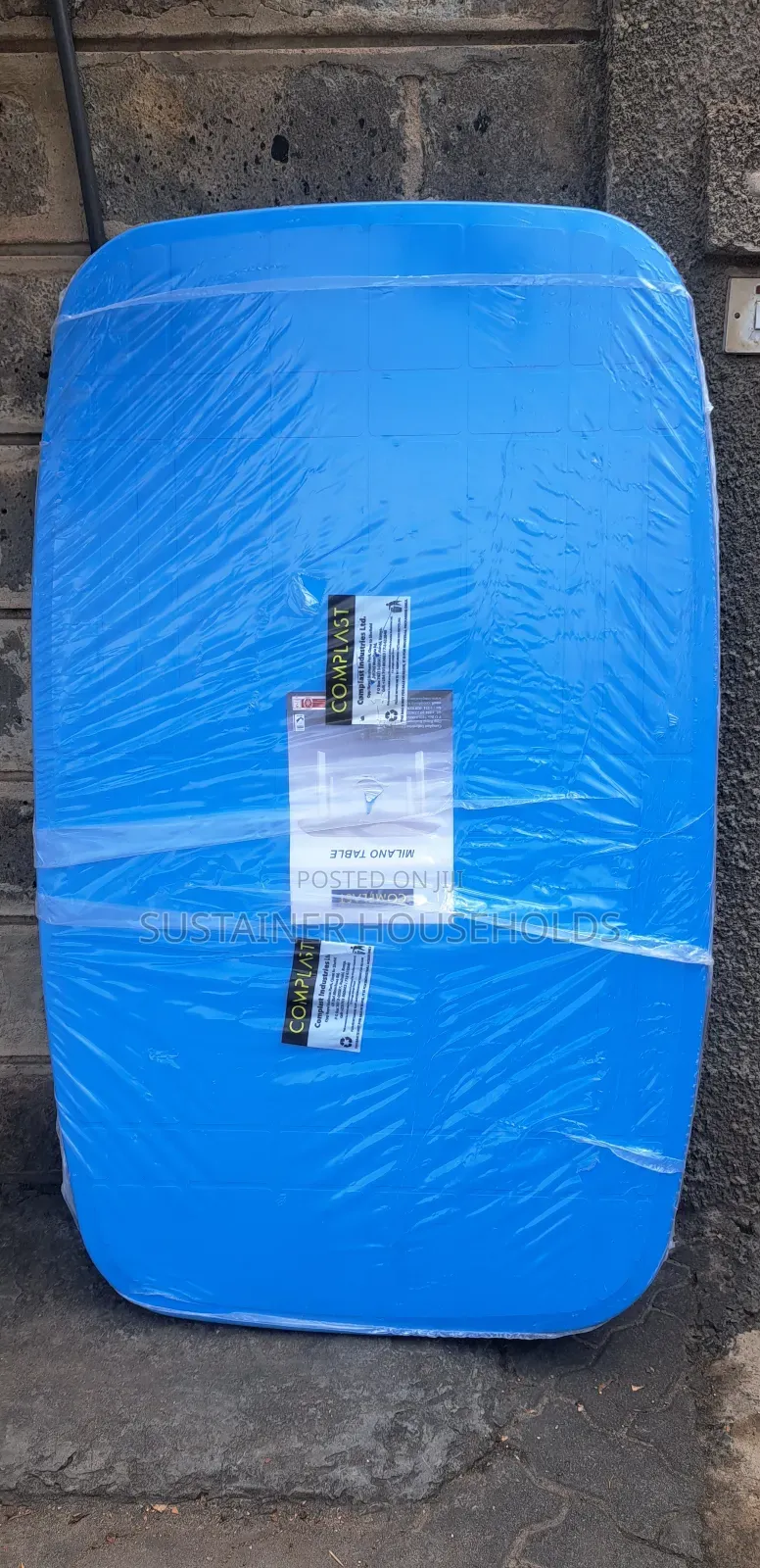 Rectangular Plastic Table With 4 Strong Legs