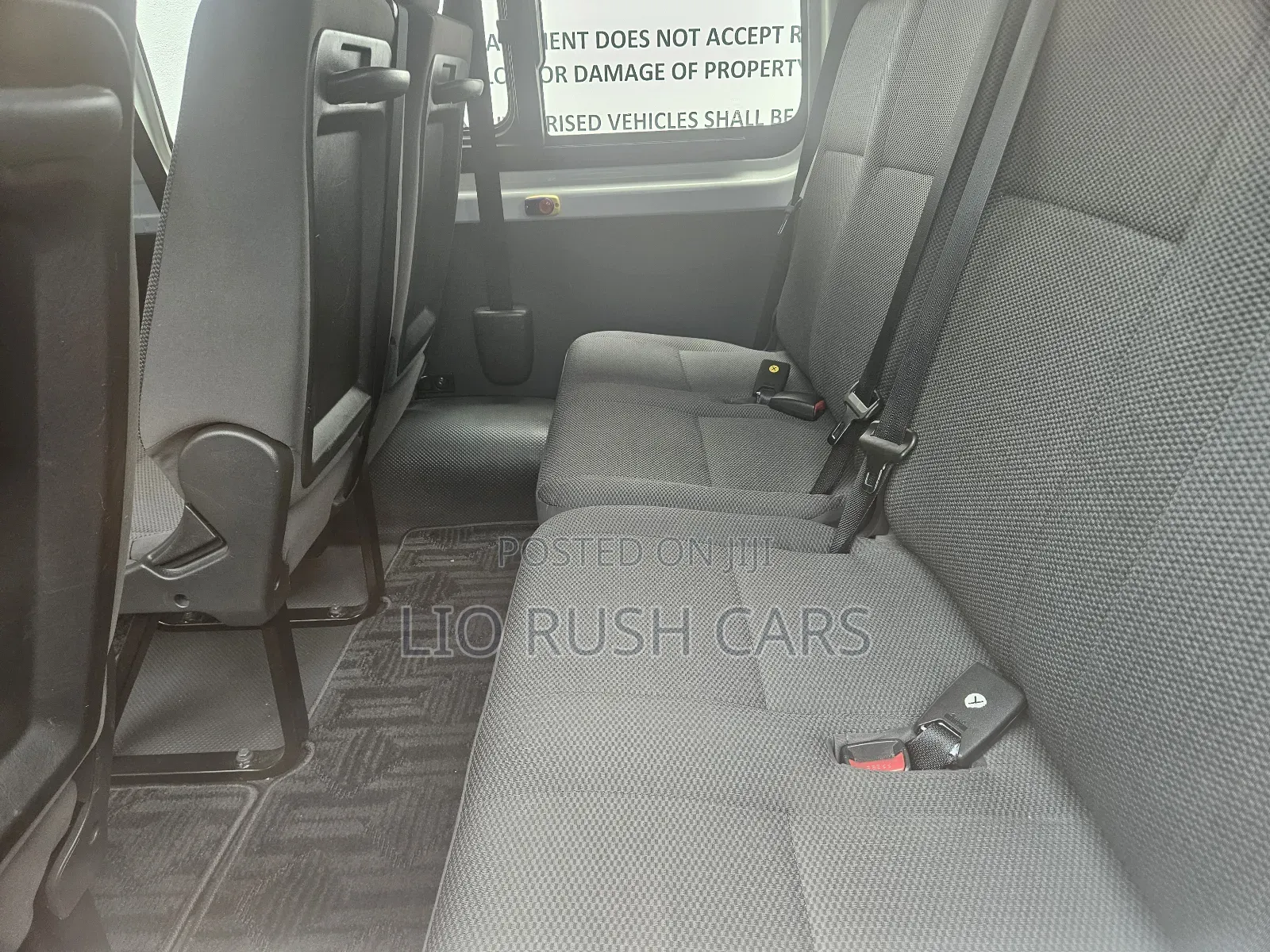 Toyota HiAce 2018 White