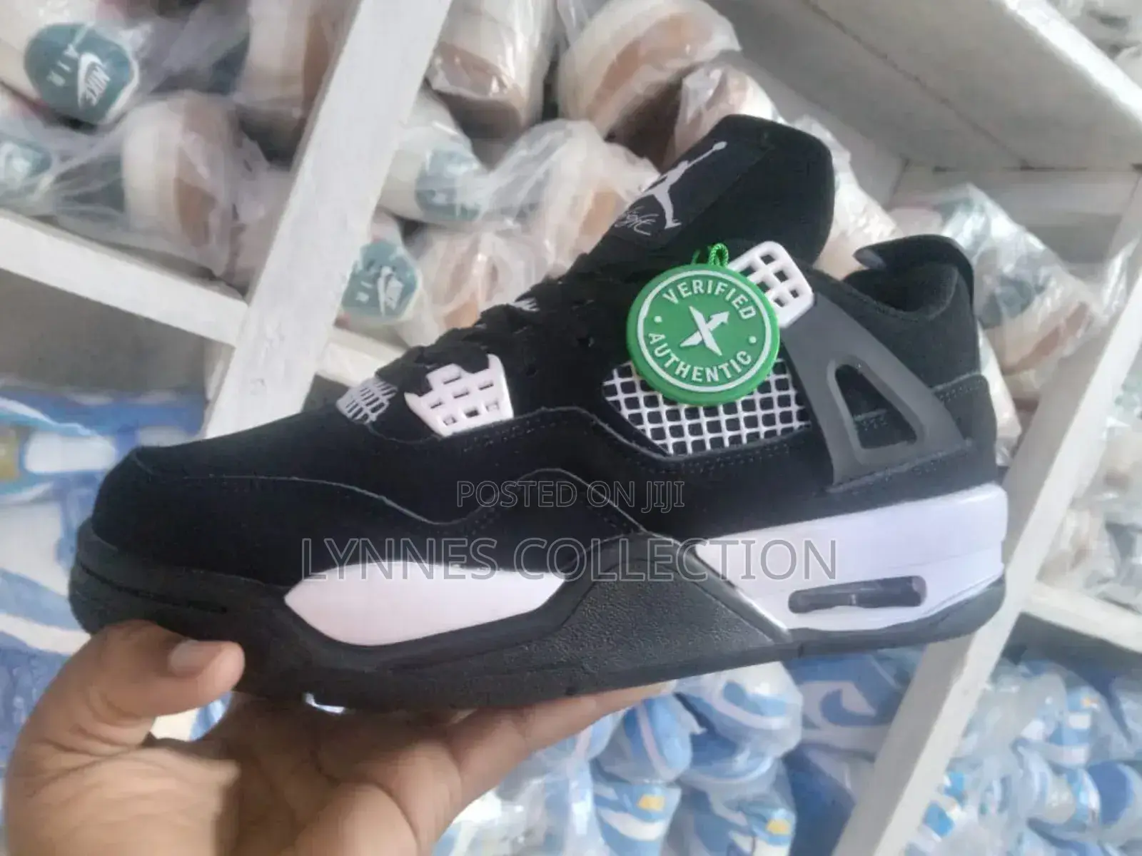 Top Quality Jordan 4 Black Cat , Black and White