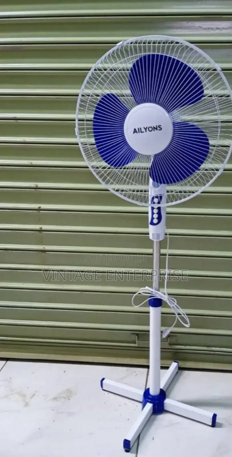 Heavy Duty Standing Fan.