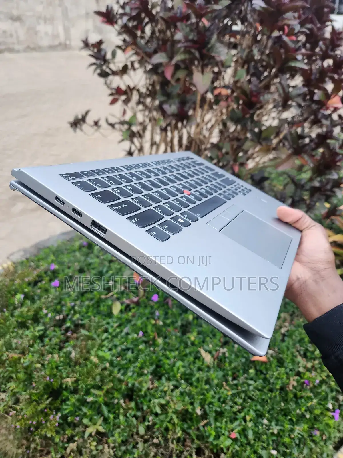 Laptop Lenovo ThinkPad X1 Yoga Gen 8 16GB Intel Core I7 SSD 512GB
