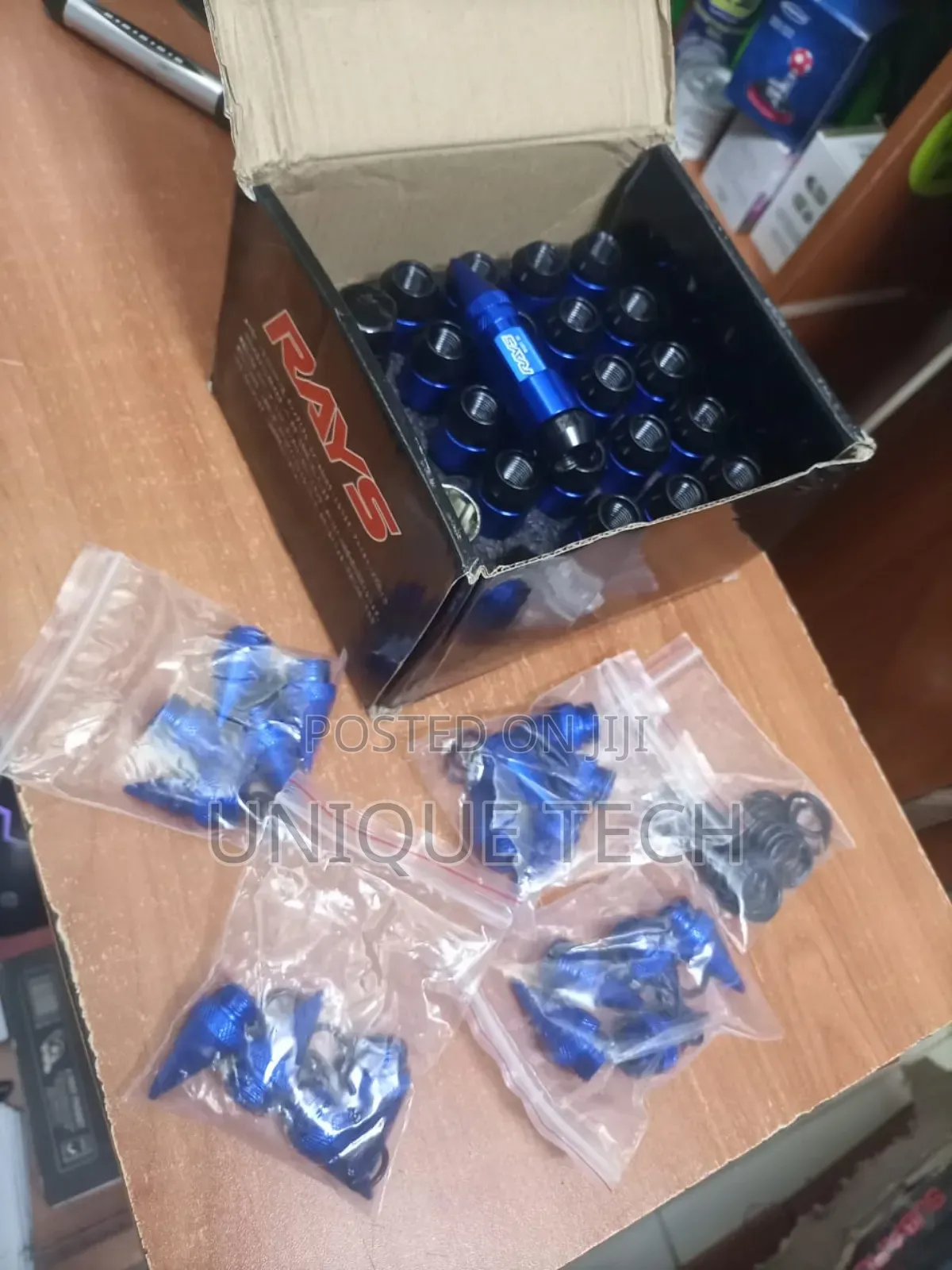 Bullet Design Nissan, Suzuki, Subaru Car Wheel Nuts 12×1.25