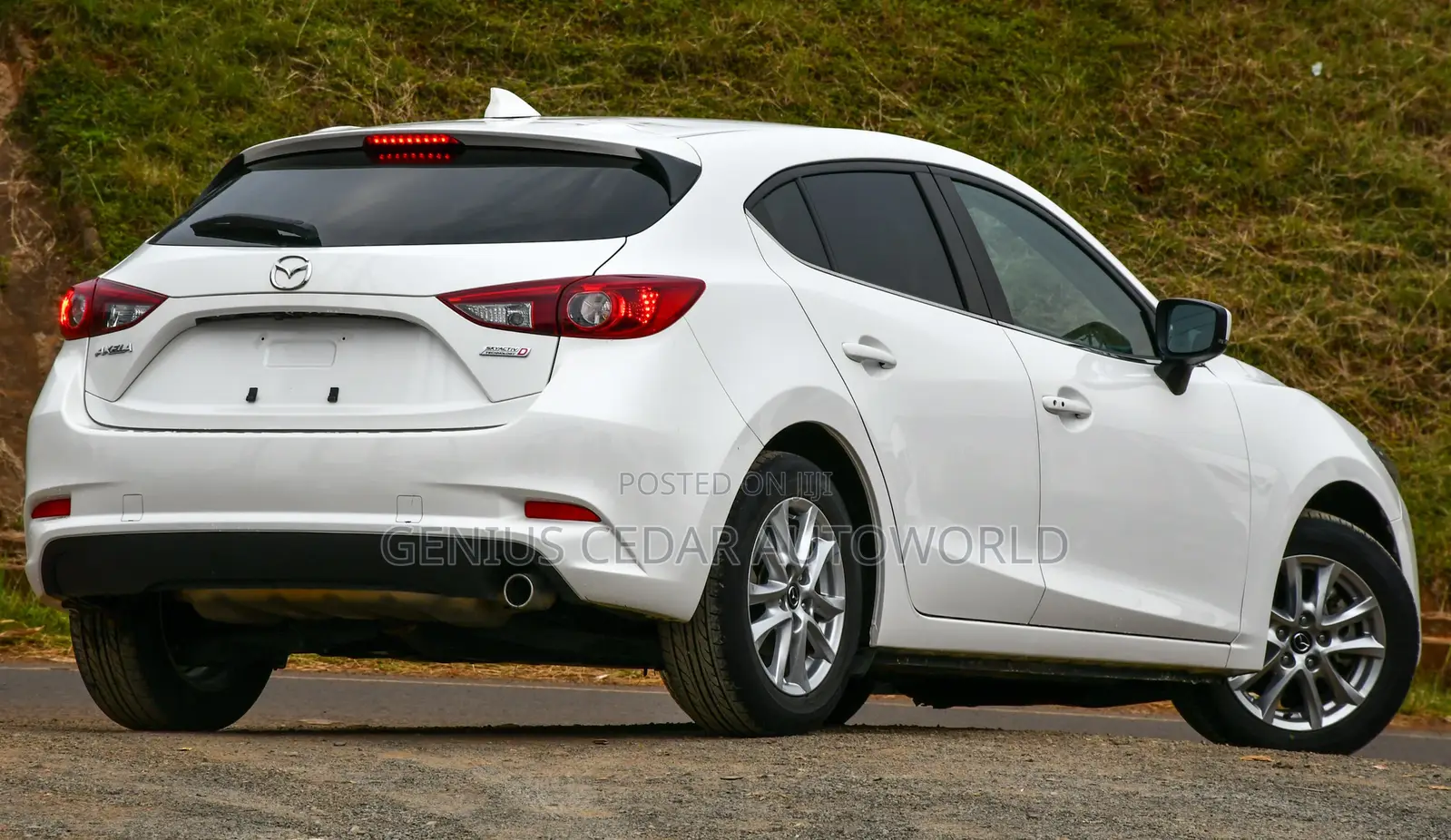 Mazda Axela 2017 White