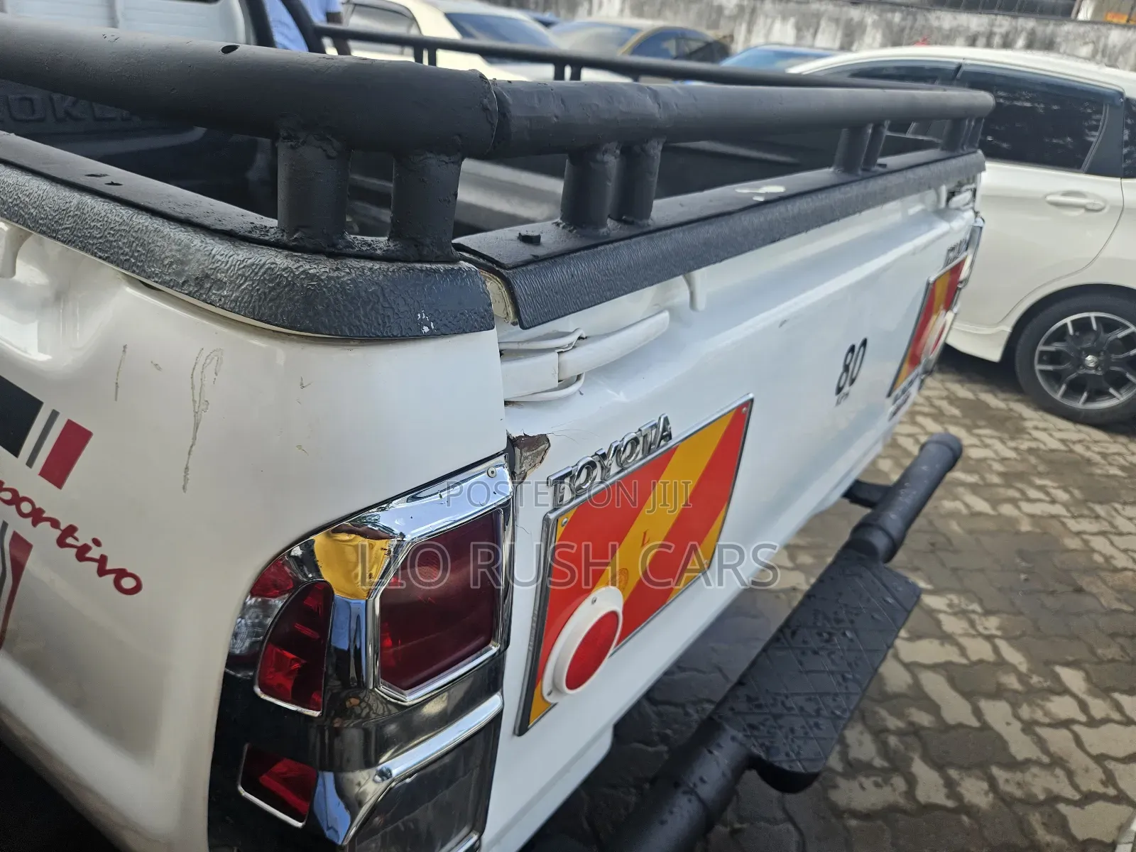 Toyota Hilux 2015 White