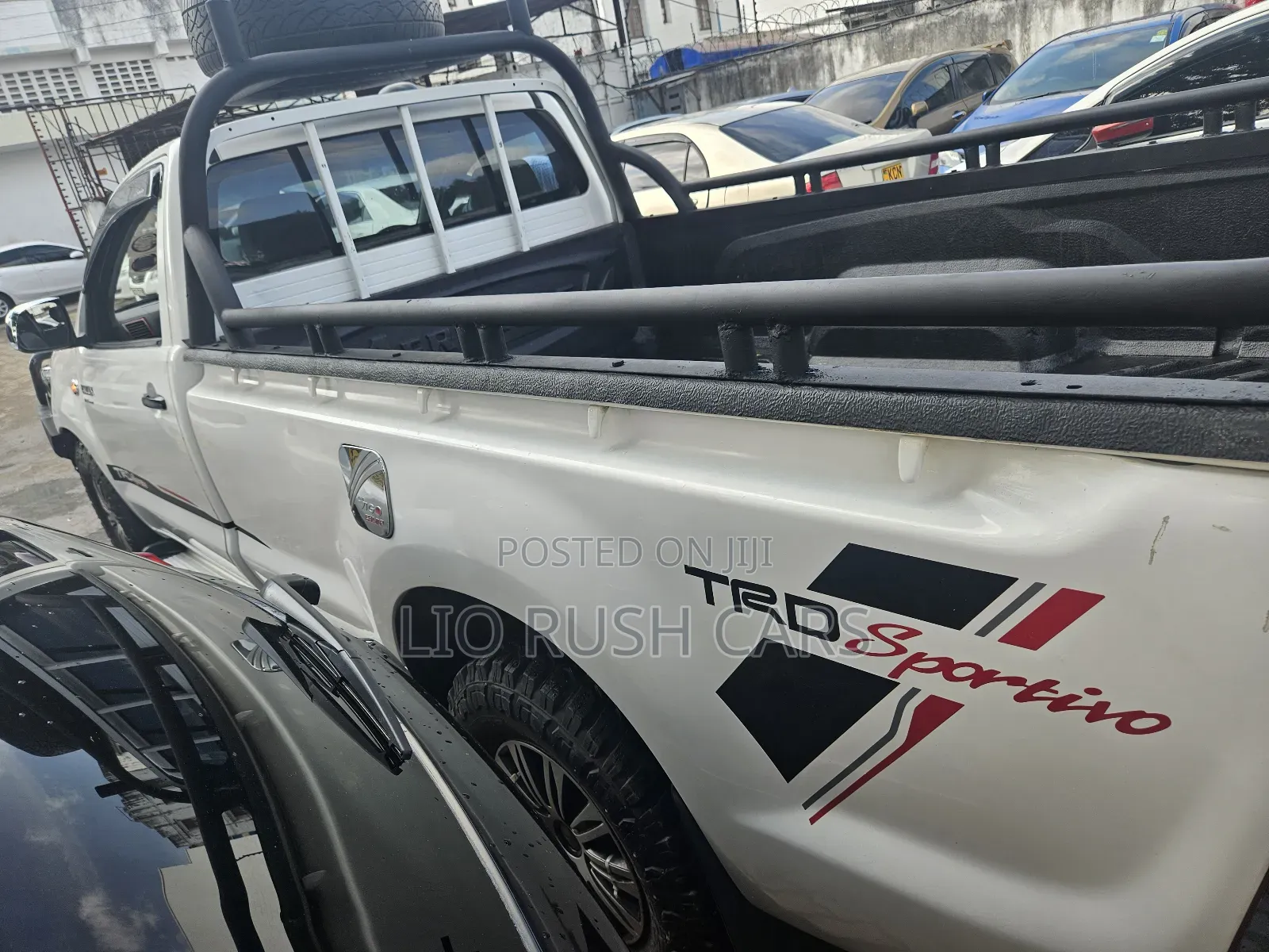 Toyota Hilux 2015 White