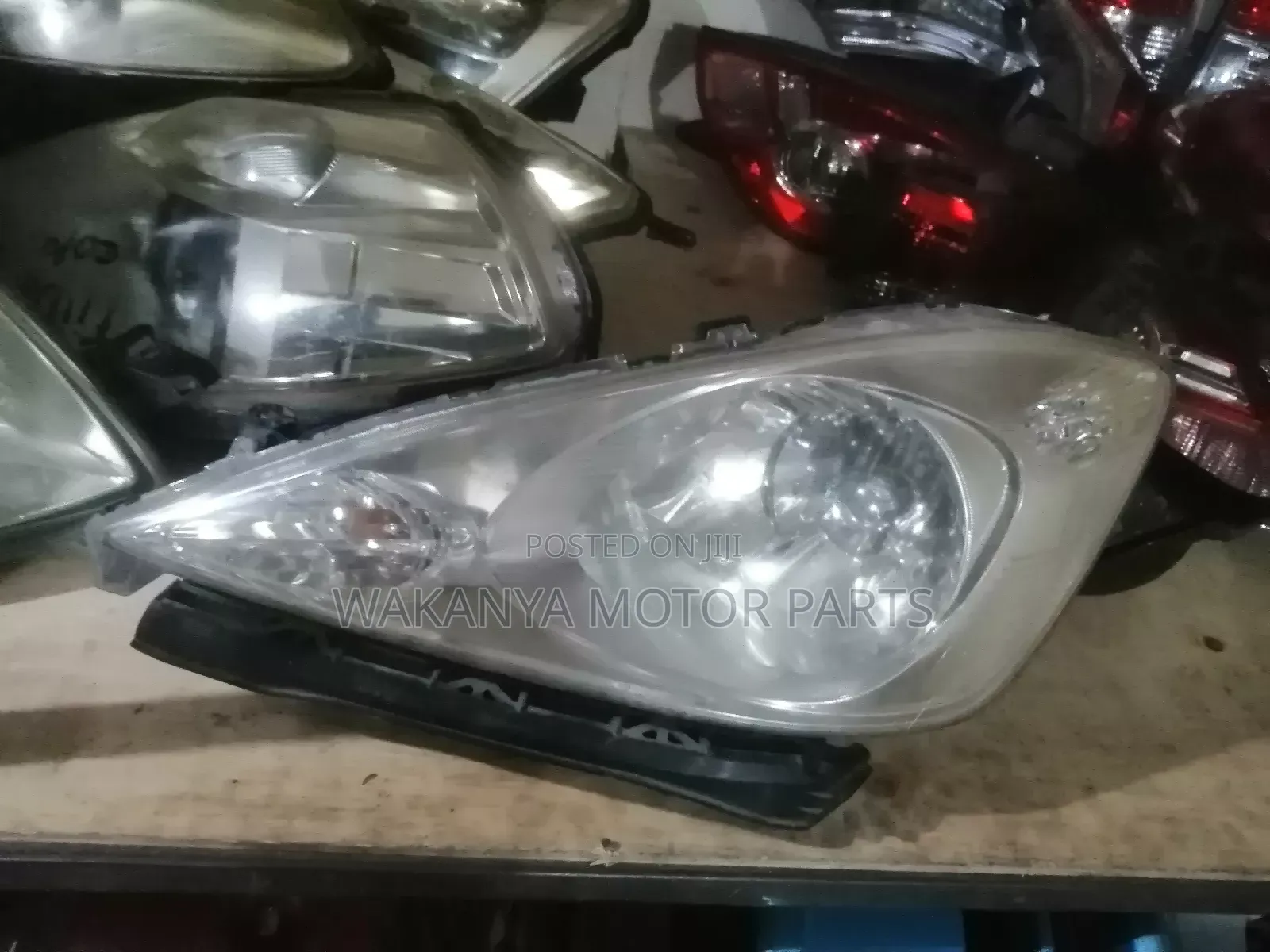 Honda Shuttle Non Zenon Headlamp 2012/2014, Clean Ex Japan