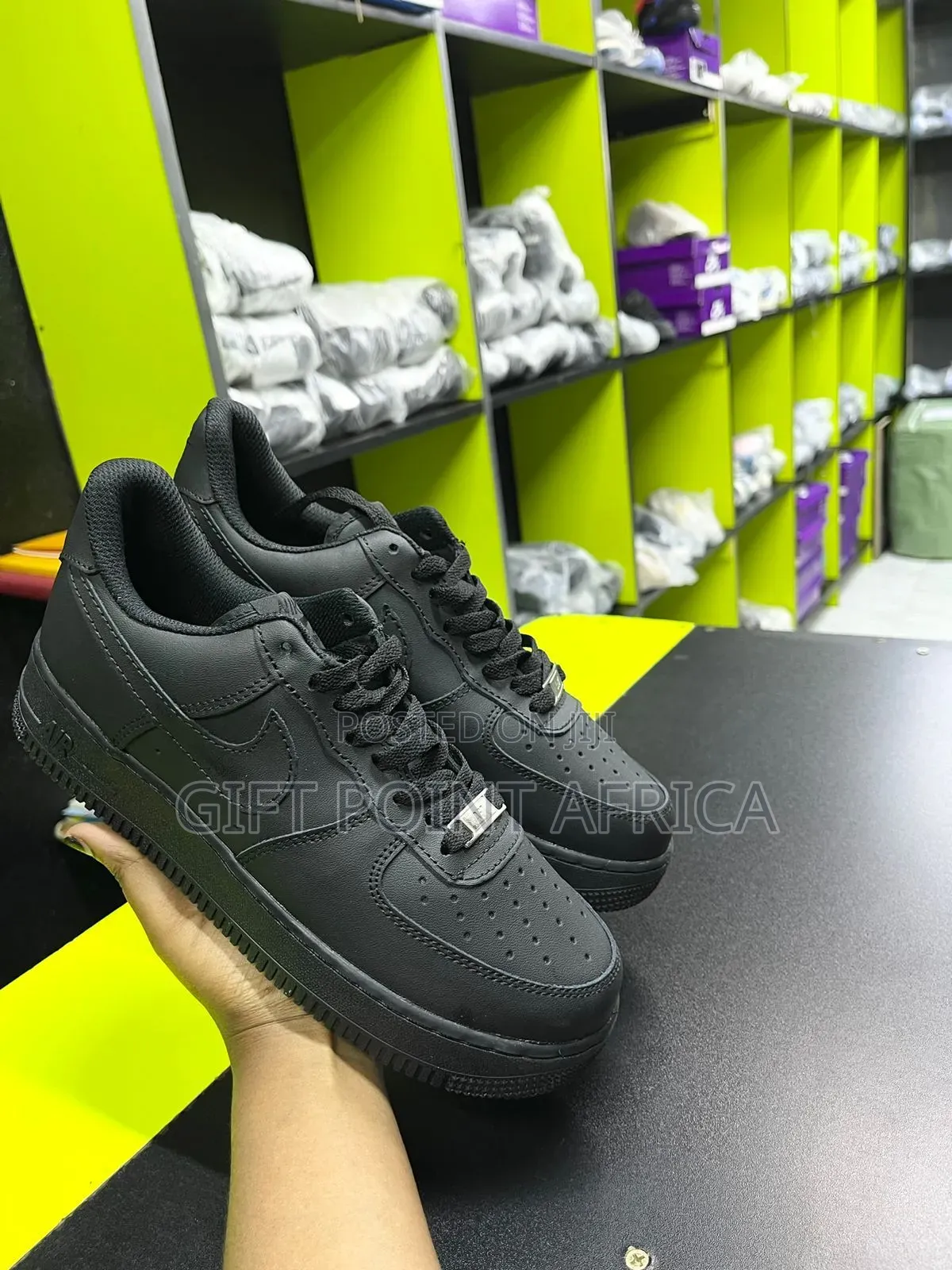 Black Airforce Unisex Sneakers