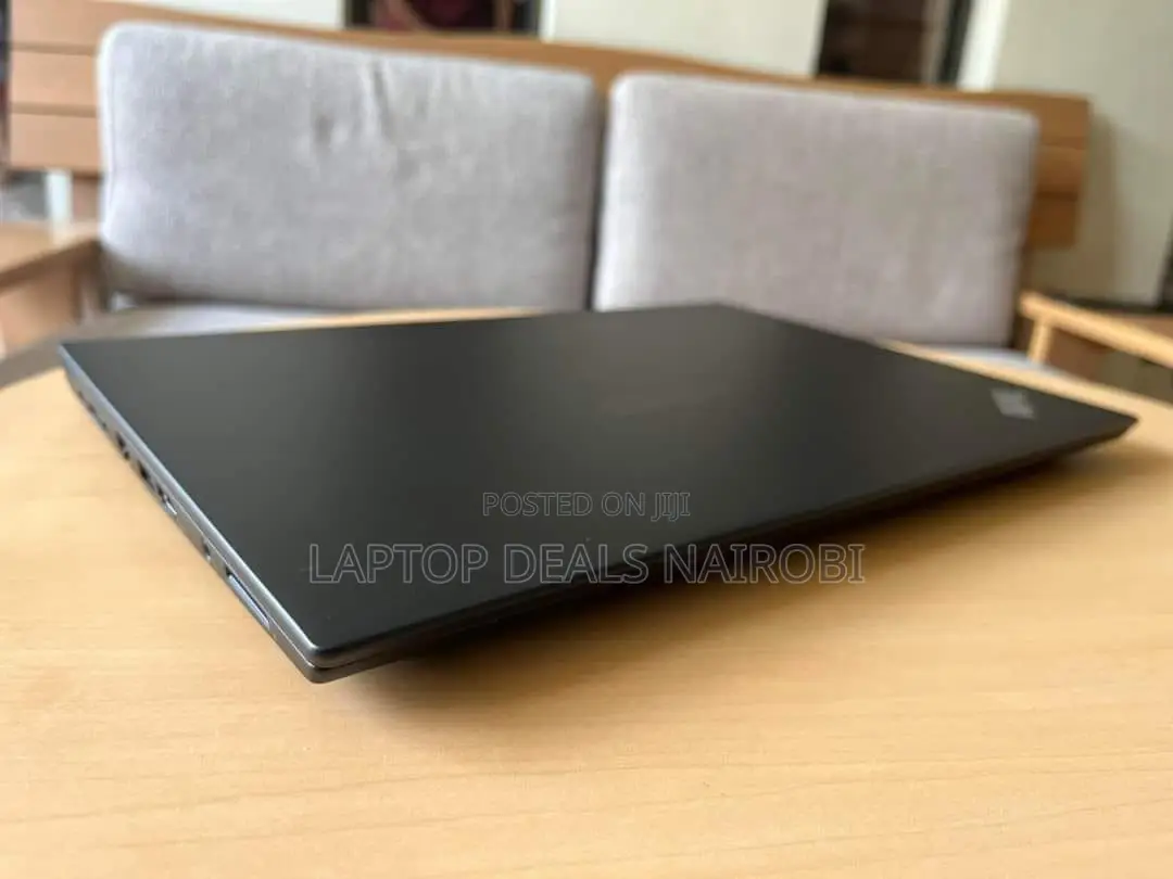Laptop Lenovo ThinkPad X280 8GB Intel Core i7 HDD+SSD 256GB