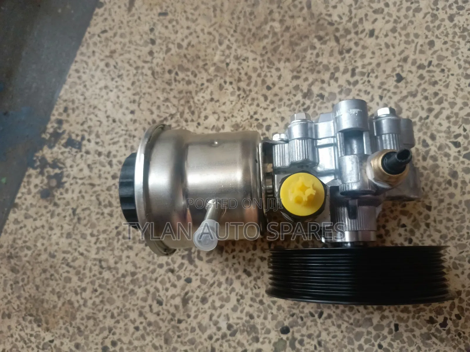 Power Steering Pump 2TR