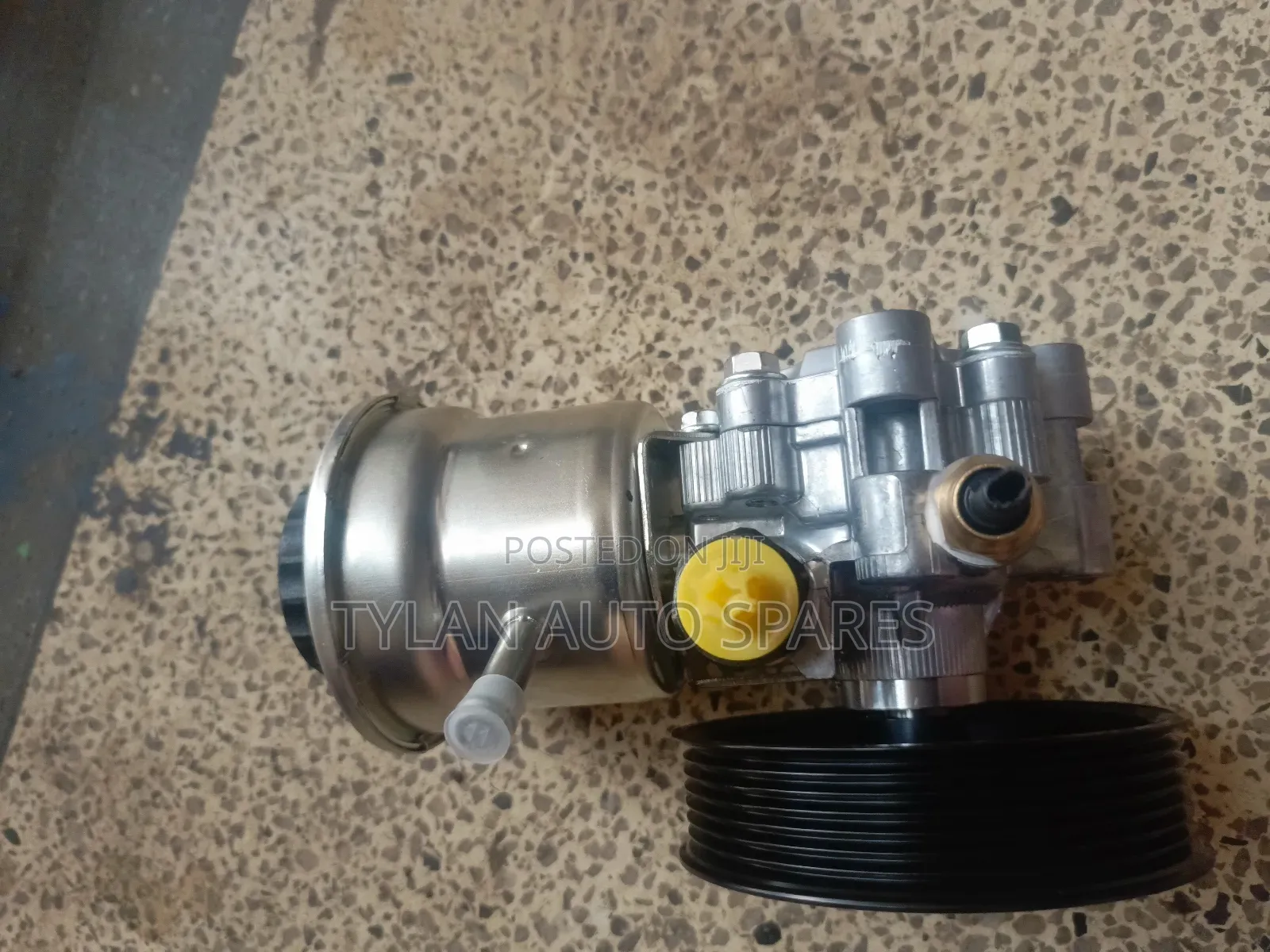 Power Steering Pump 2TR