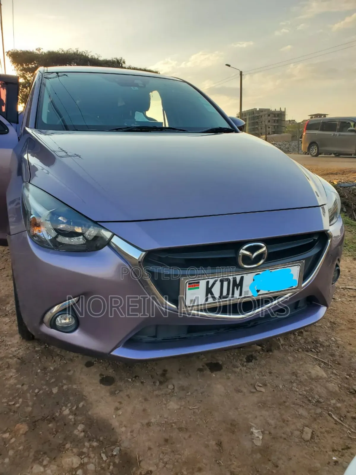 Mazda Demio 2016 Pink