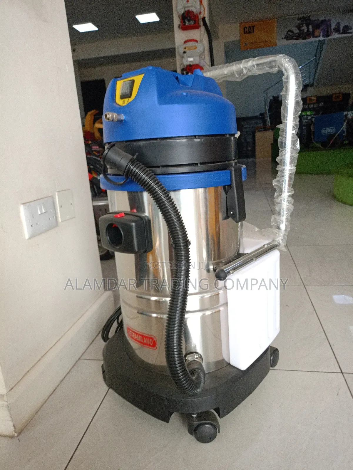 Astramilano 30L Carpet and Vacuum Cleaner
