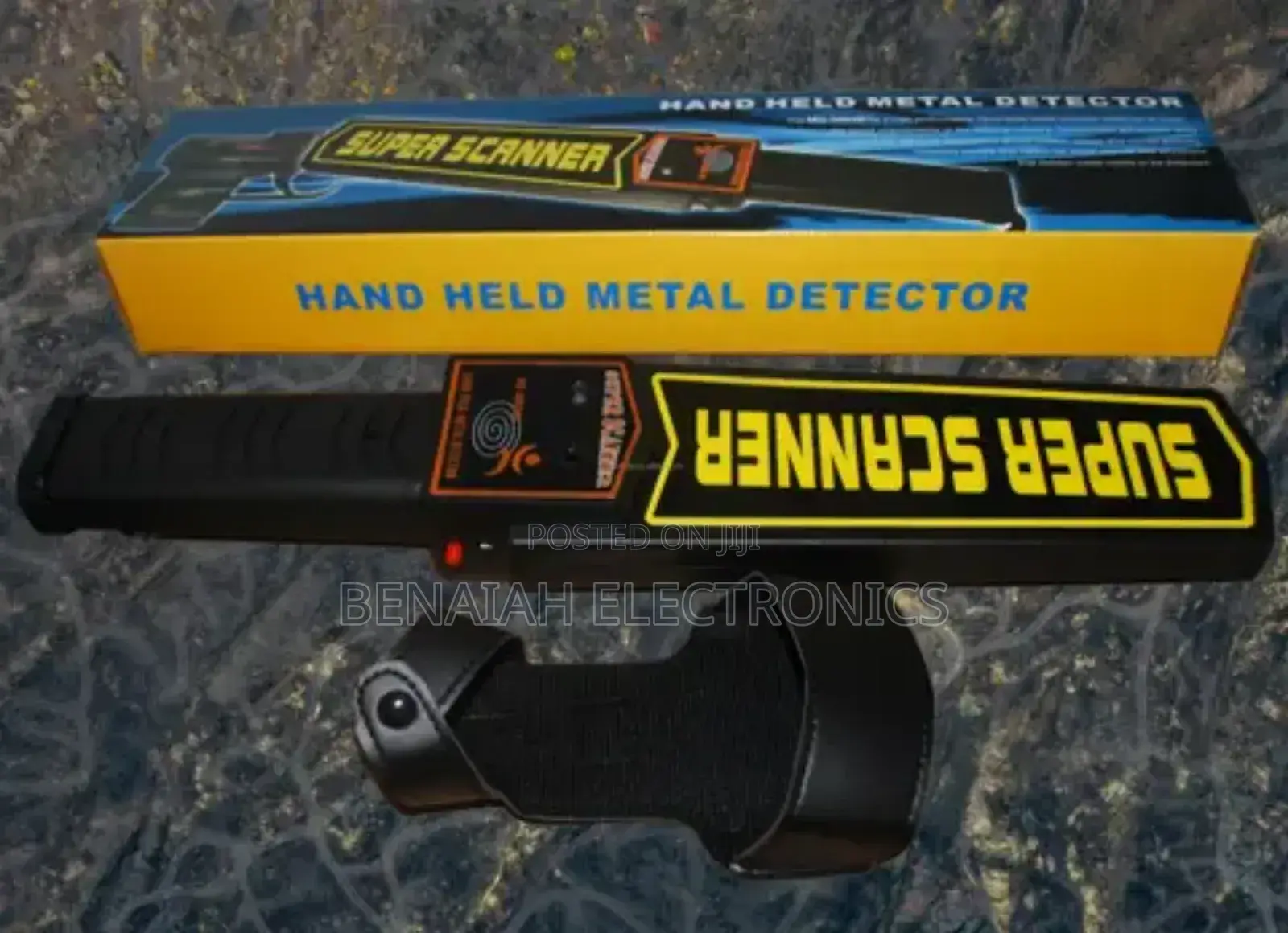 Metal Detectors.Bright Yellow&Black Metal Detector
