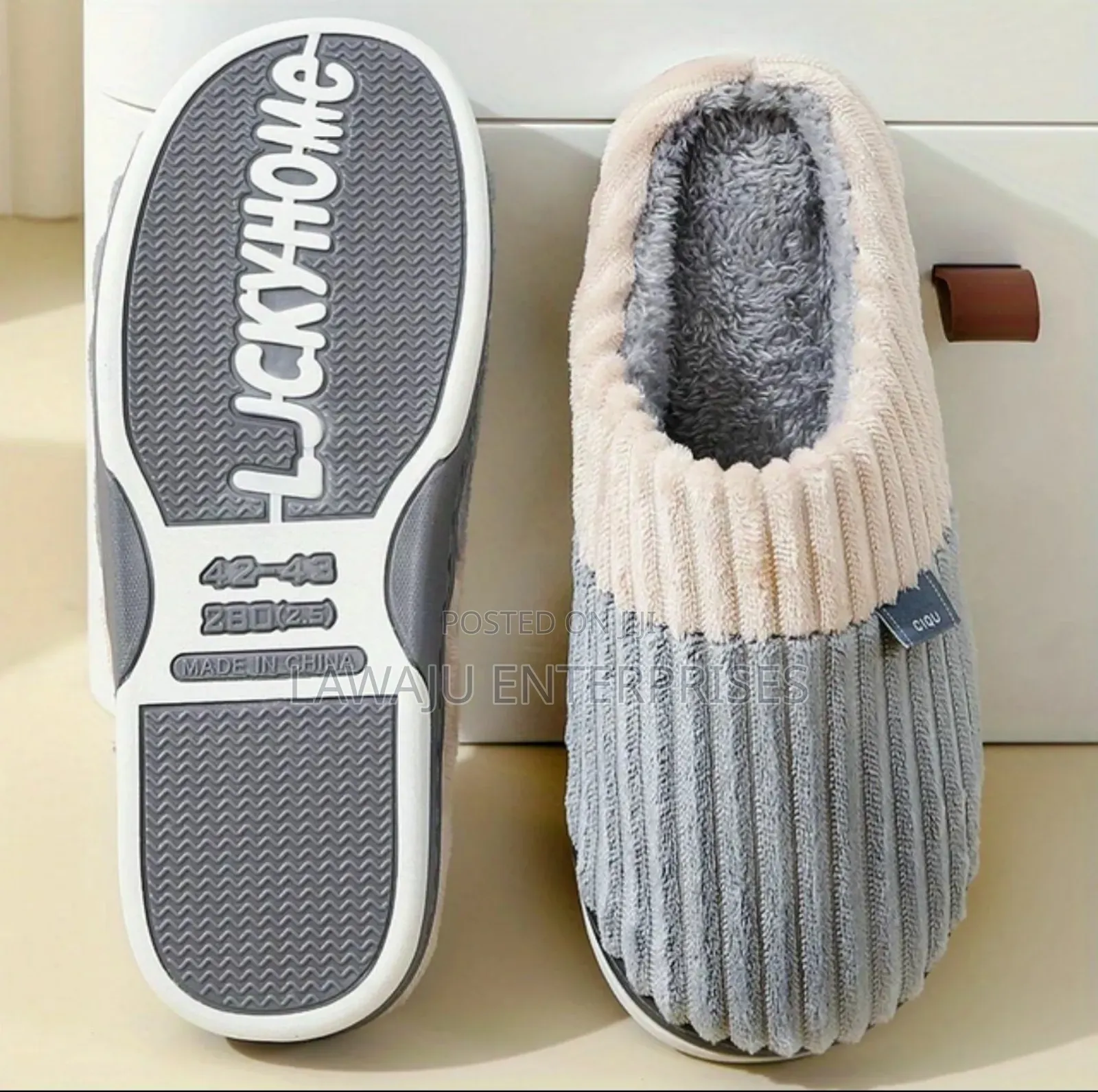 Men's Indoor Shoes