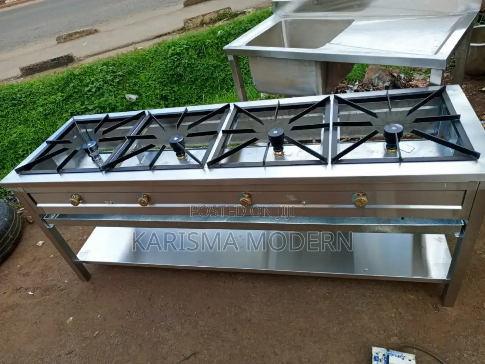 Resplendent Four Burner Gas Cooker
