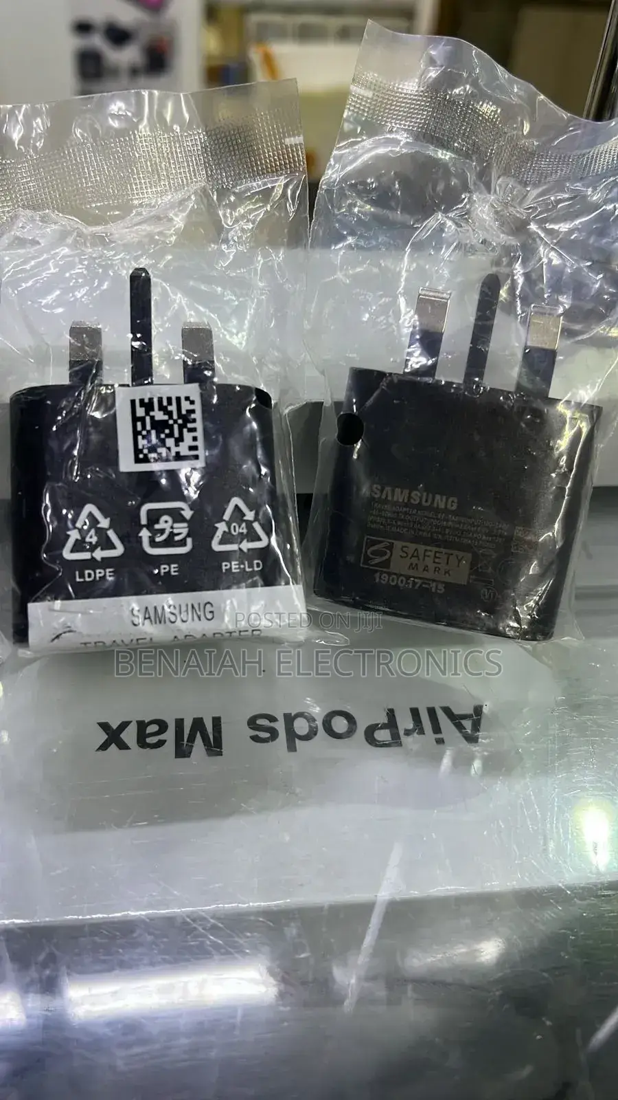 Samsung Charger.45 Watts Pd Adapter.Super Fast Charger(New)