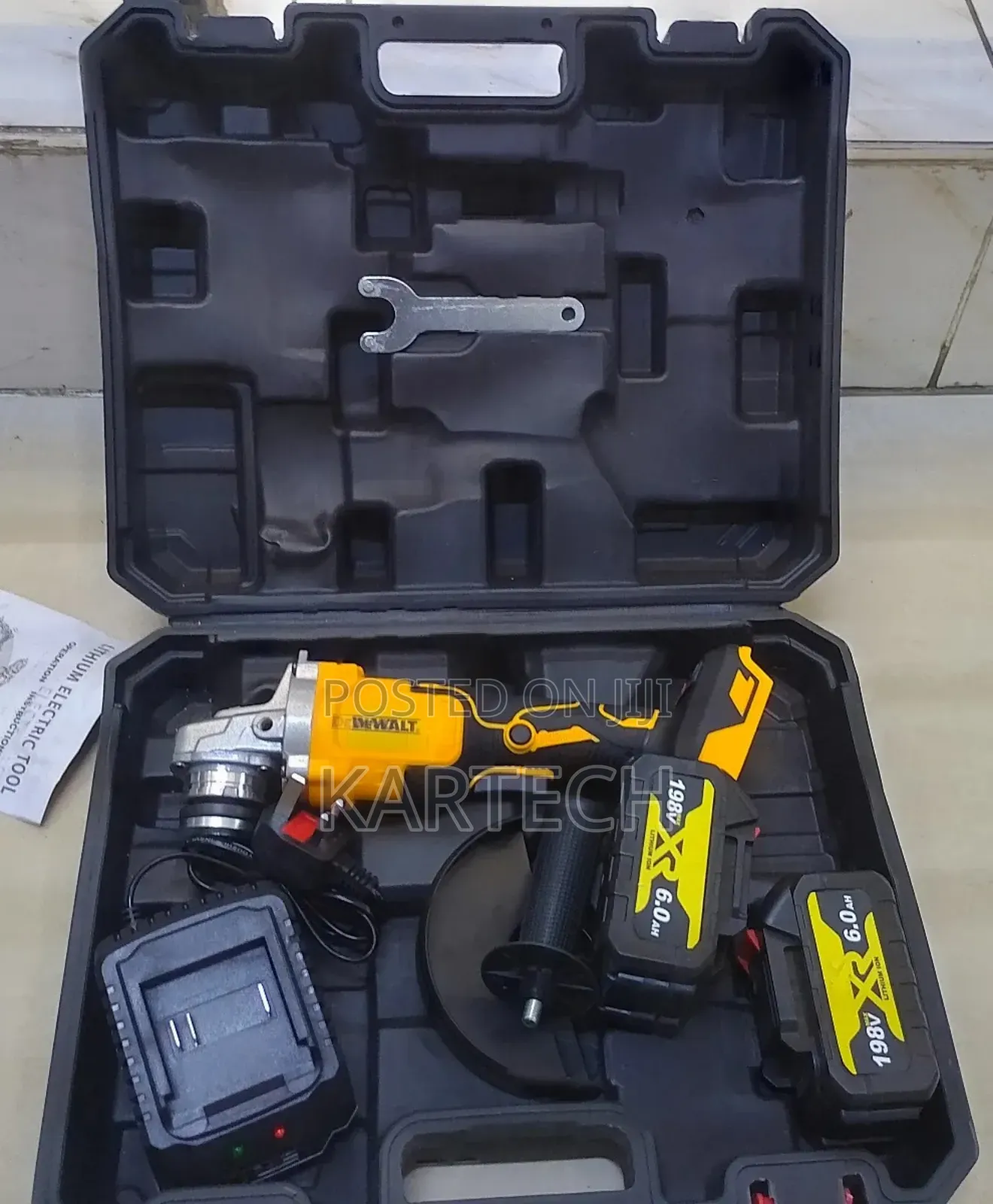 Dewalt 198volts Cordless Drill Set