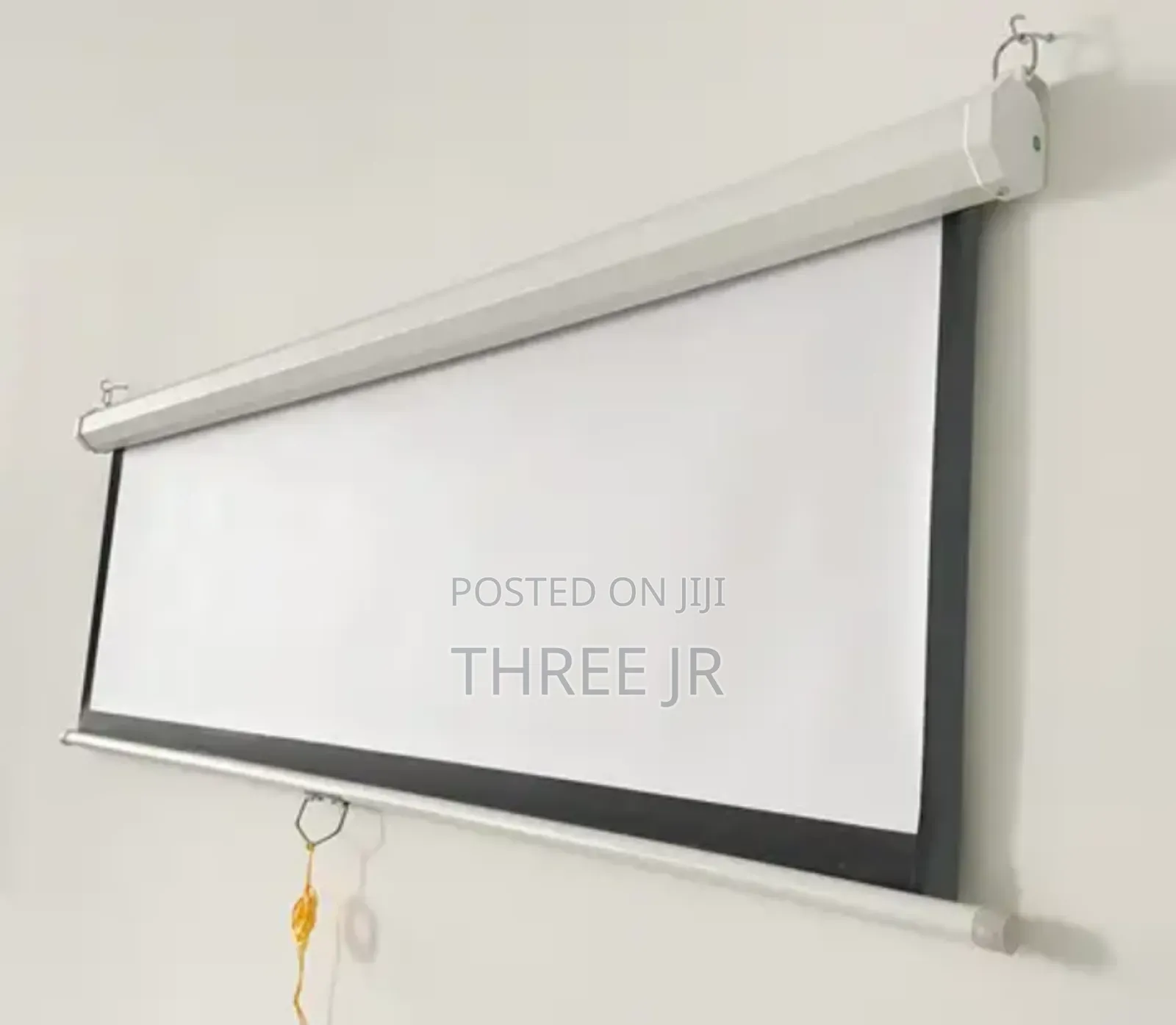 Manual Projection Screens Easy to Mount and Pull Down