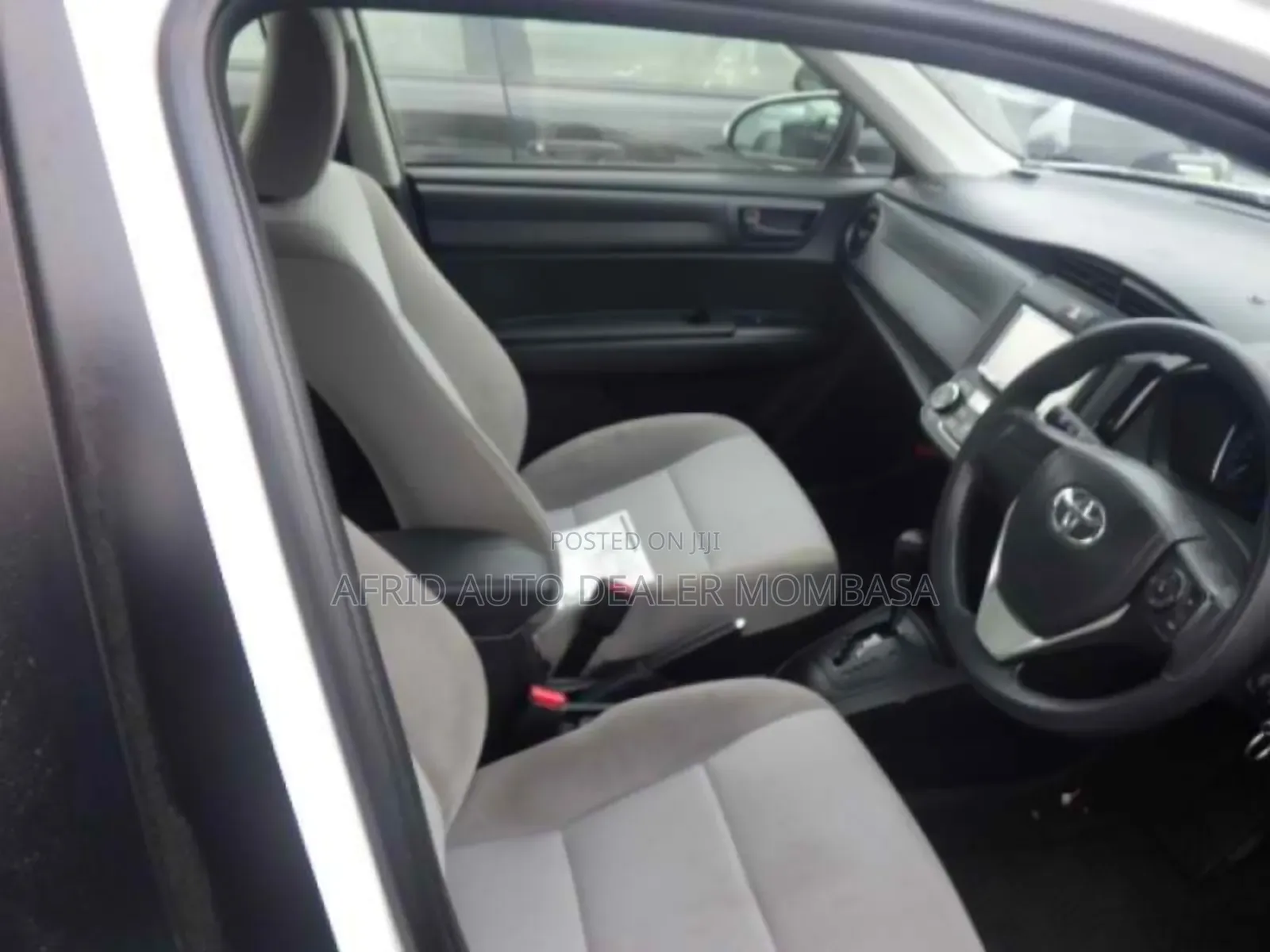 Toyota Axio 1.5 X 2WD 2017 Silver