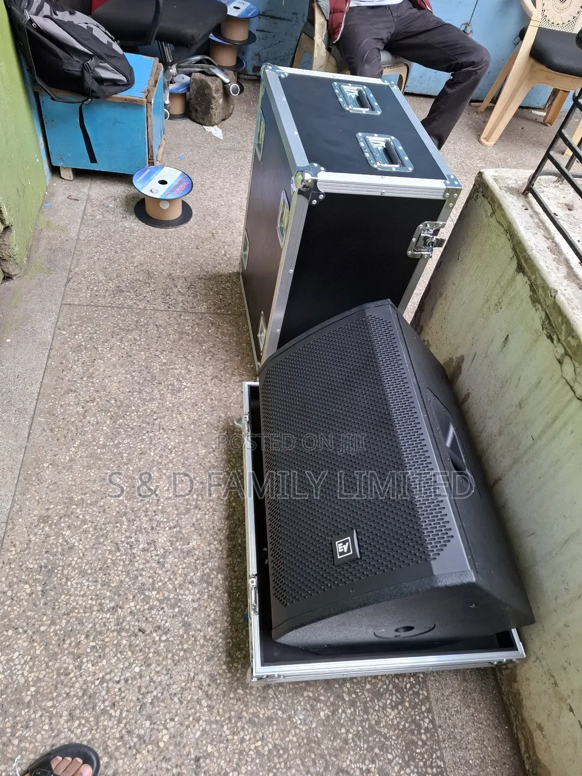 EV 15 Inch Active Speaker With Flight Case