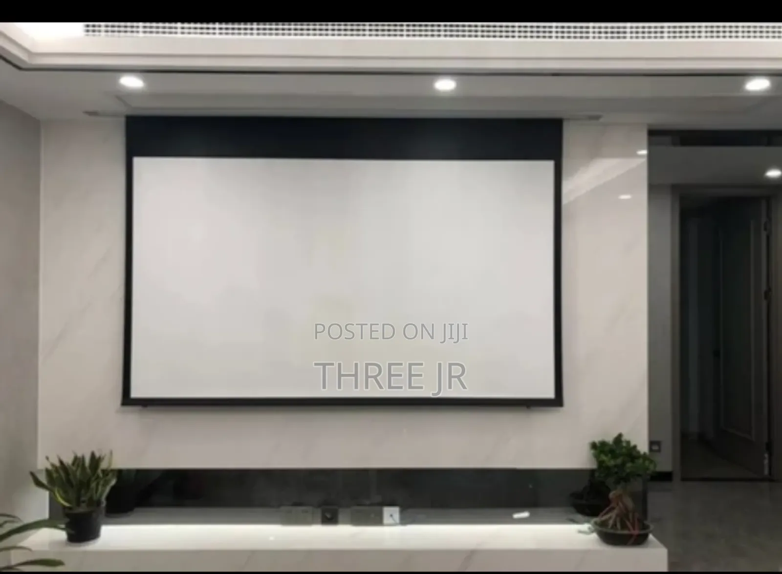 Easily Controlled Manual Projection Screen for Sale