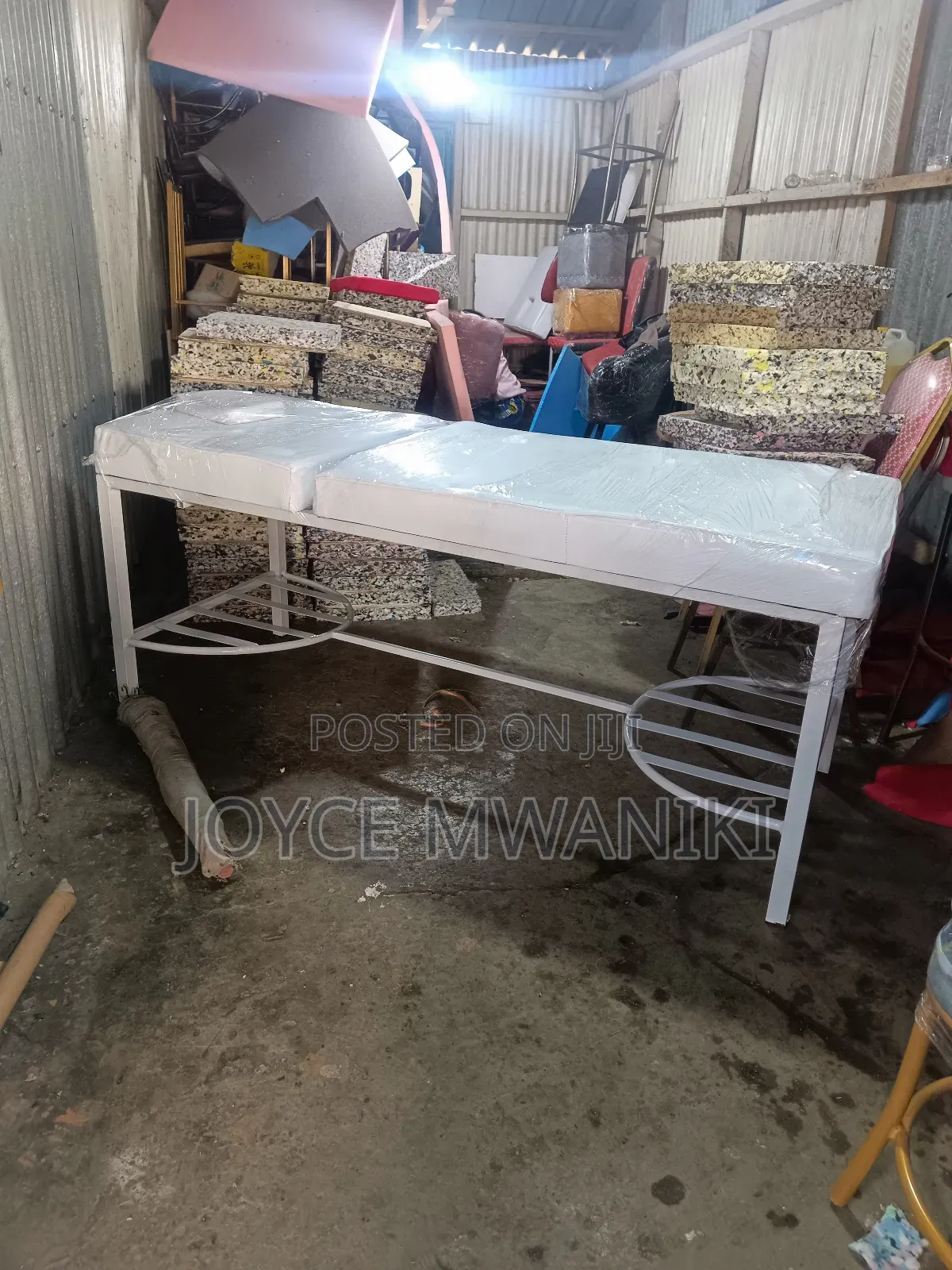 White Massage Bed, Big Size