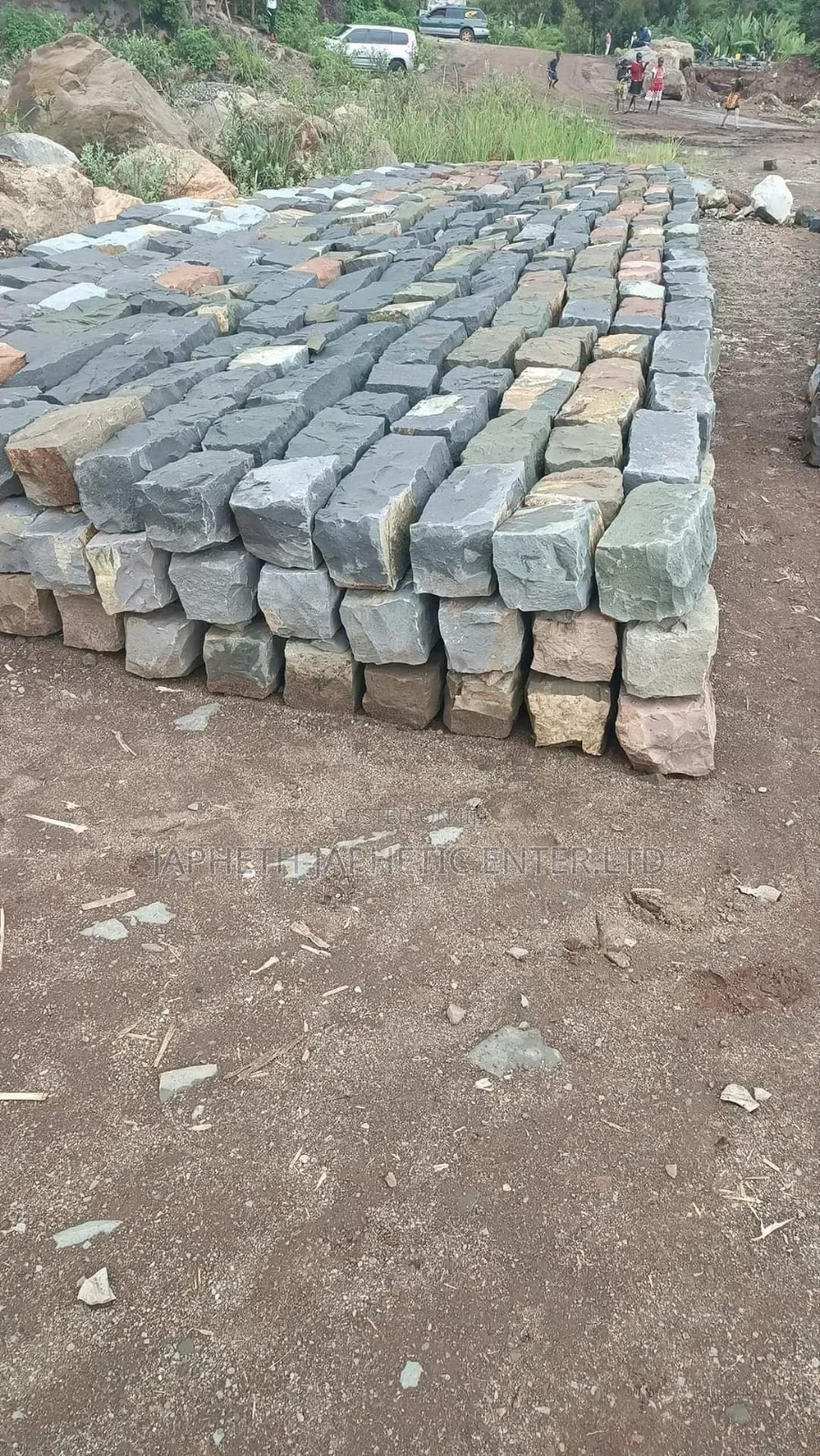Mixed Colours Bush Stones