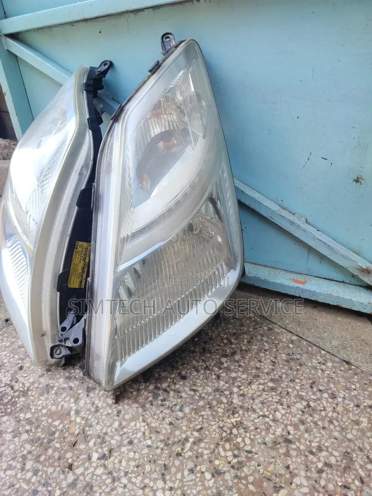 Toyota Prius Hybrid Nhw20 2004-2008 Headlight Zenon
