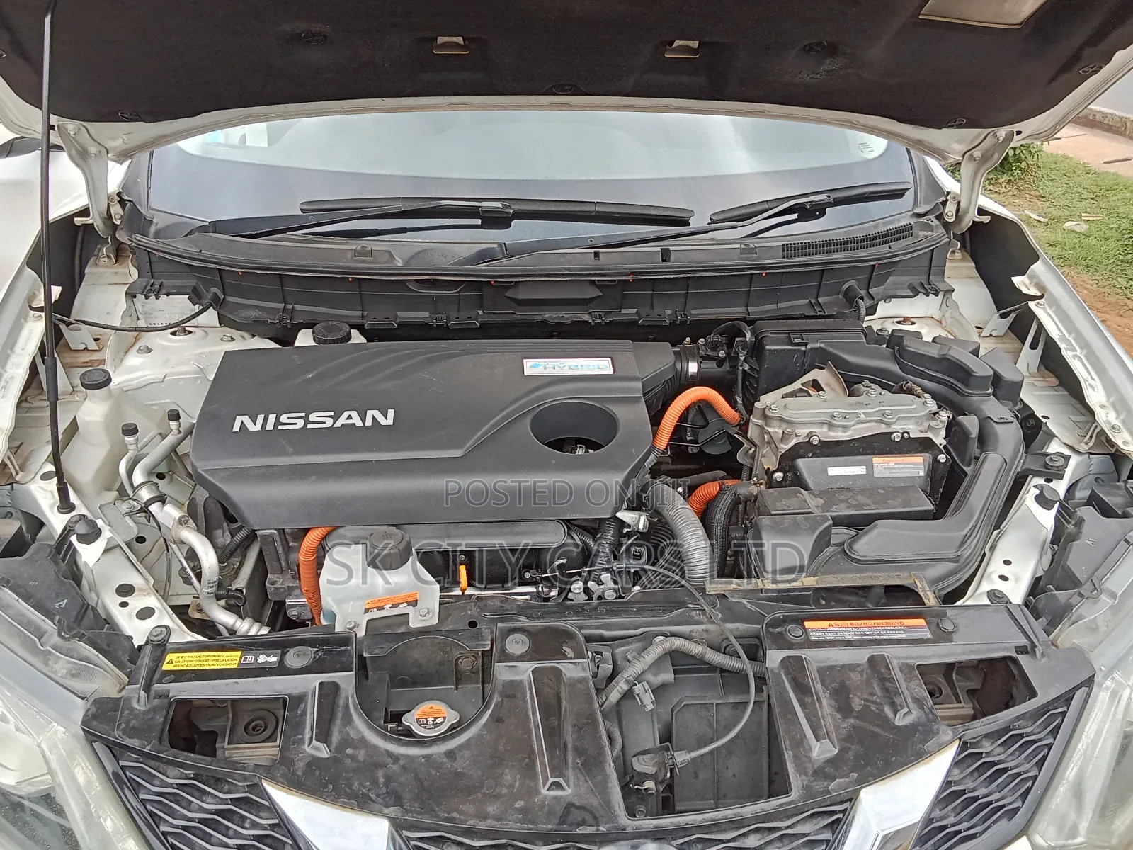 Nissan X-Trail 2.0 Hybrid FWD 2015 Pearl