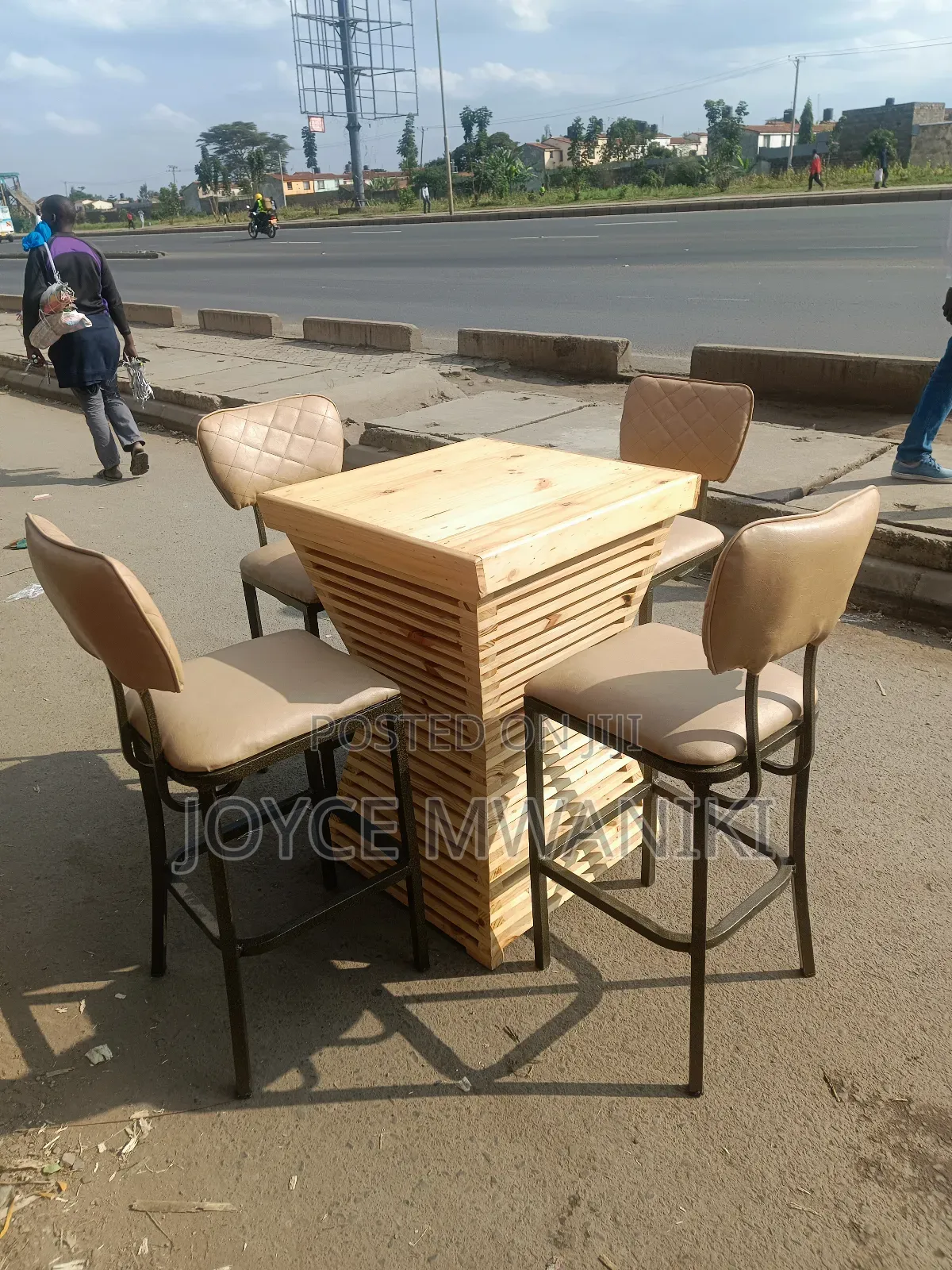 Unique High Bar Set, With Pallet Table
