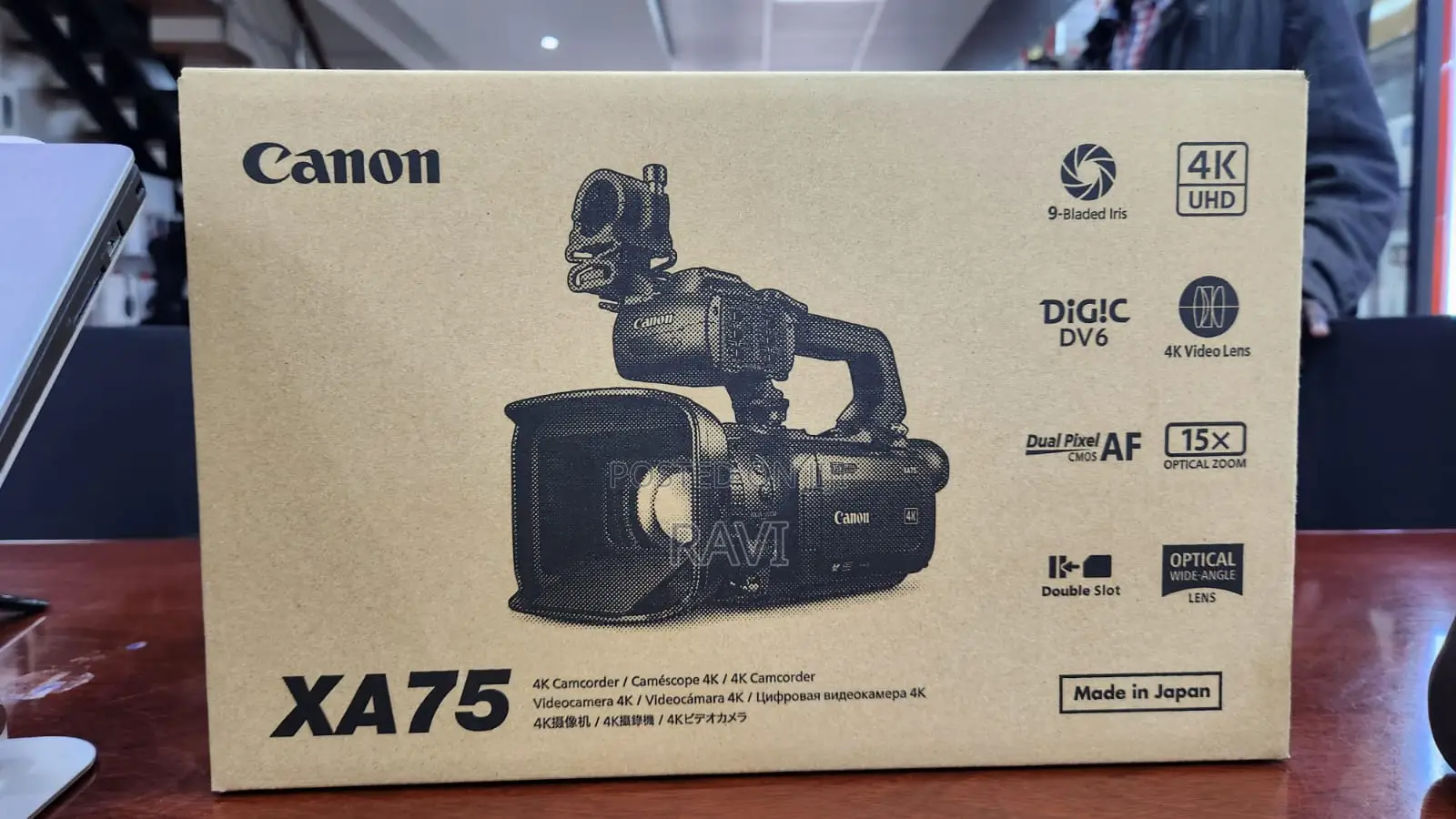 Canon XA75 Camera