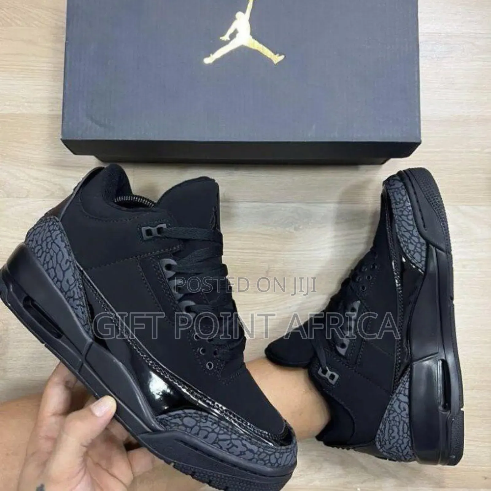 Air Jordan 3 Retro 'Blackcat' Sneakers for Men
