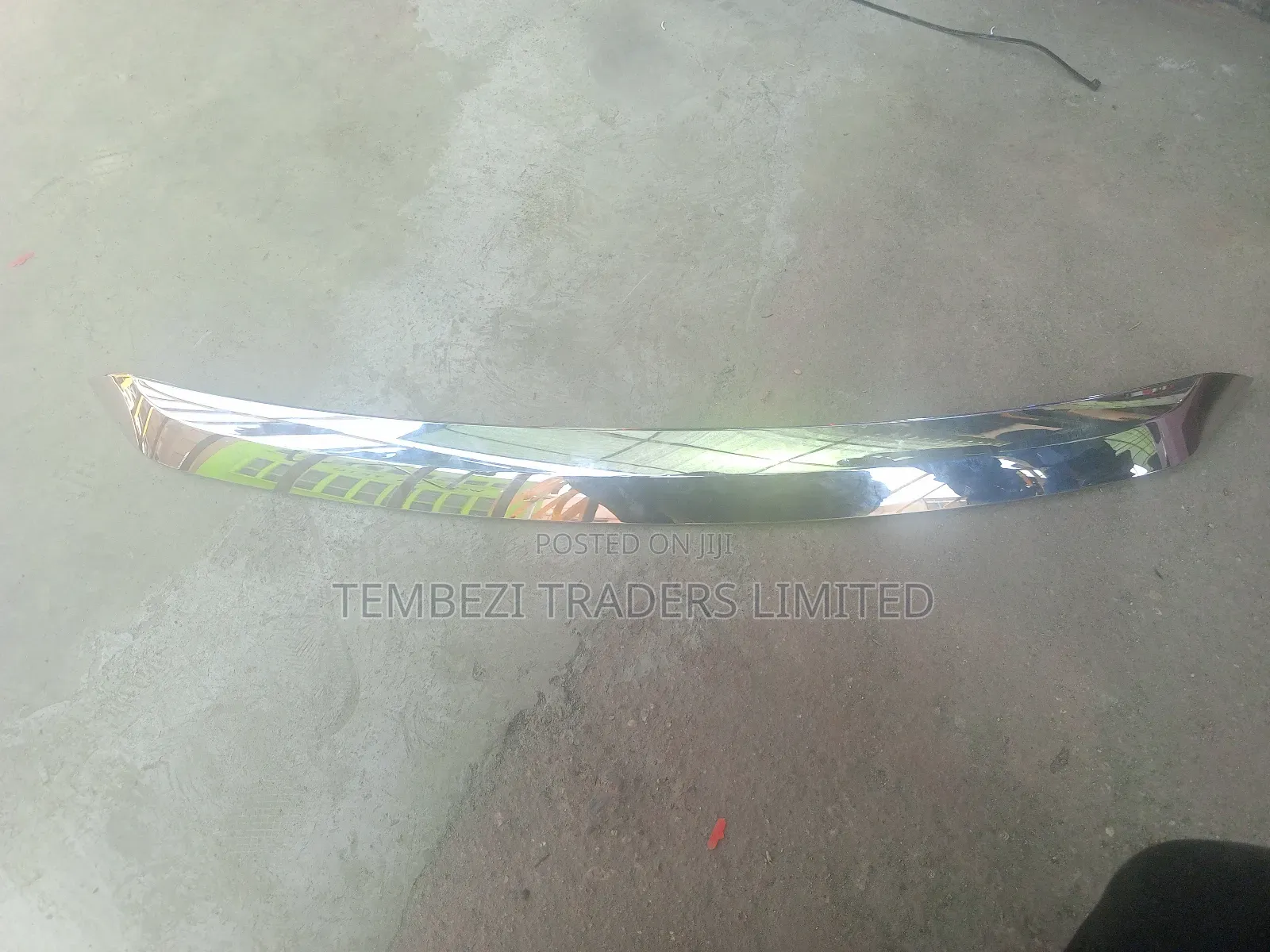Bonnet Chrome Toyota Harrier New Model/Shape
