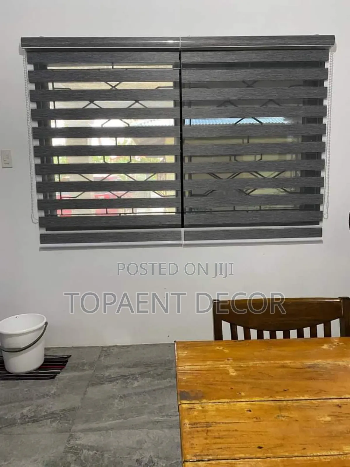 Dark Grey Horizontal Window Curtain Blinds