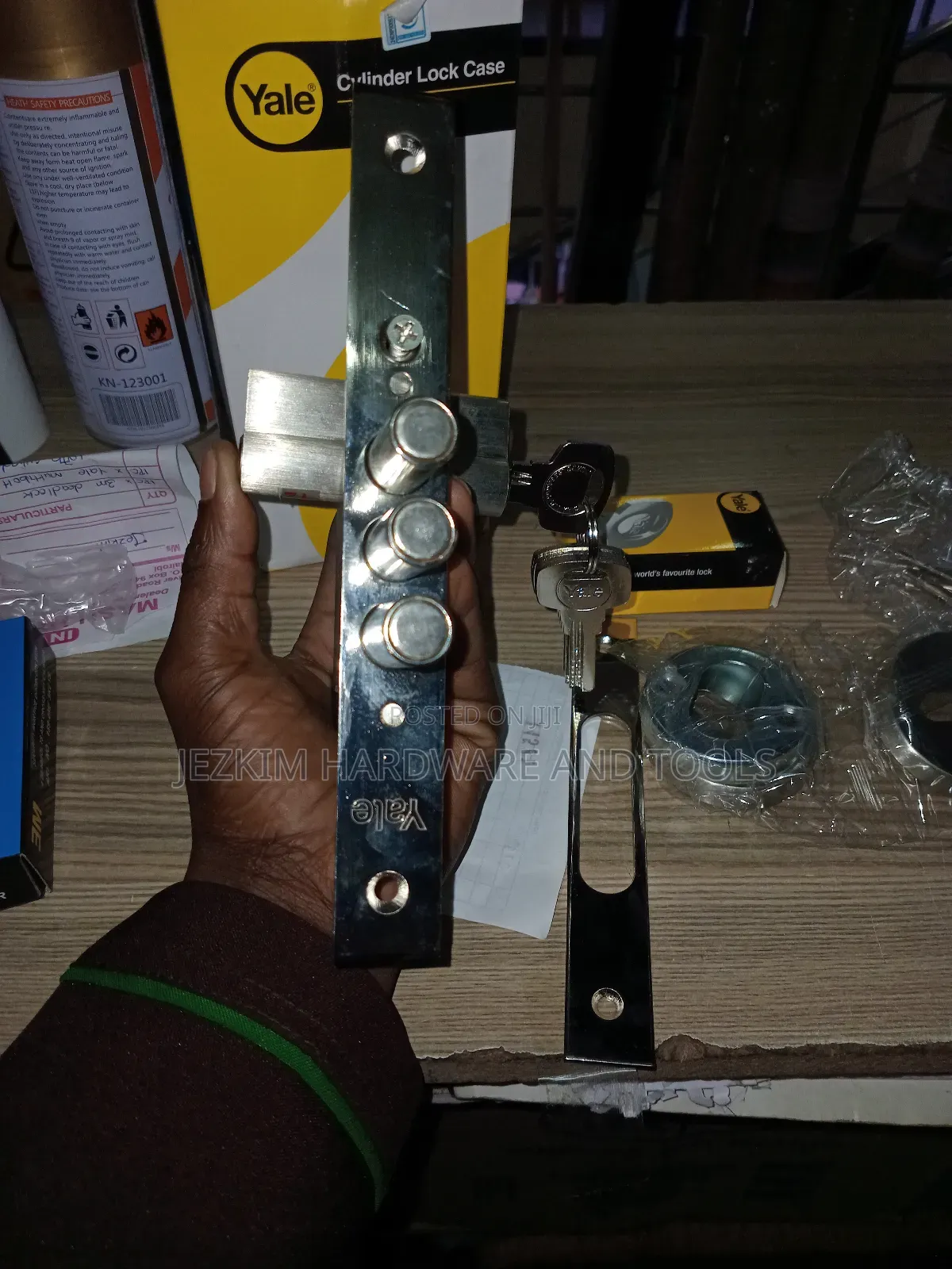 Yale Deadlock 3 Pins