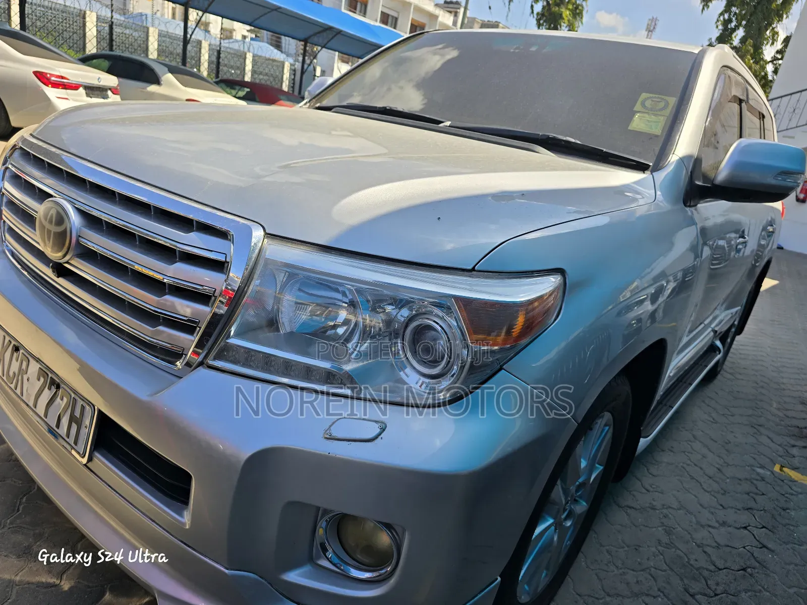 Toyota Land Cruiser 2011 Silver