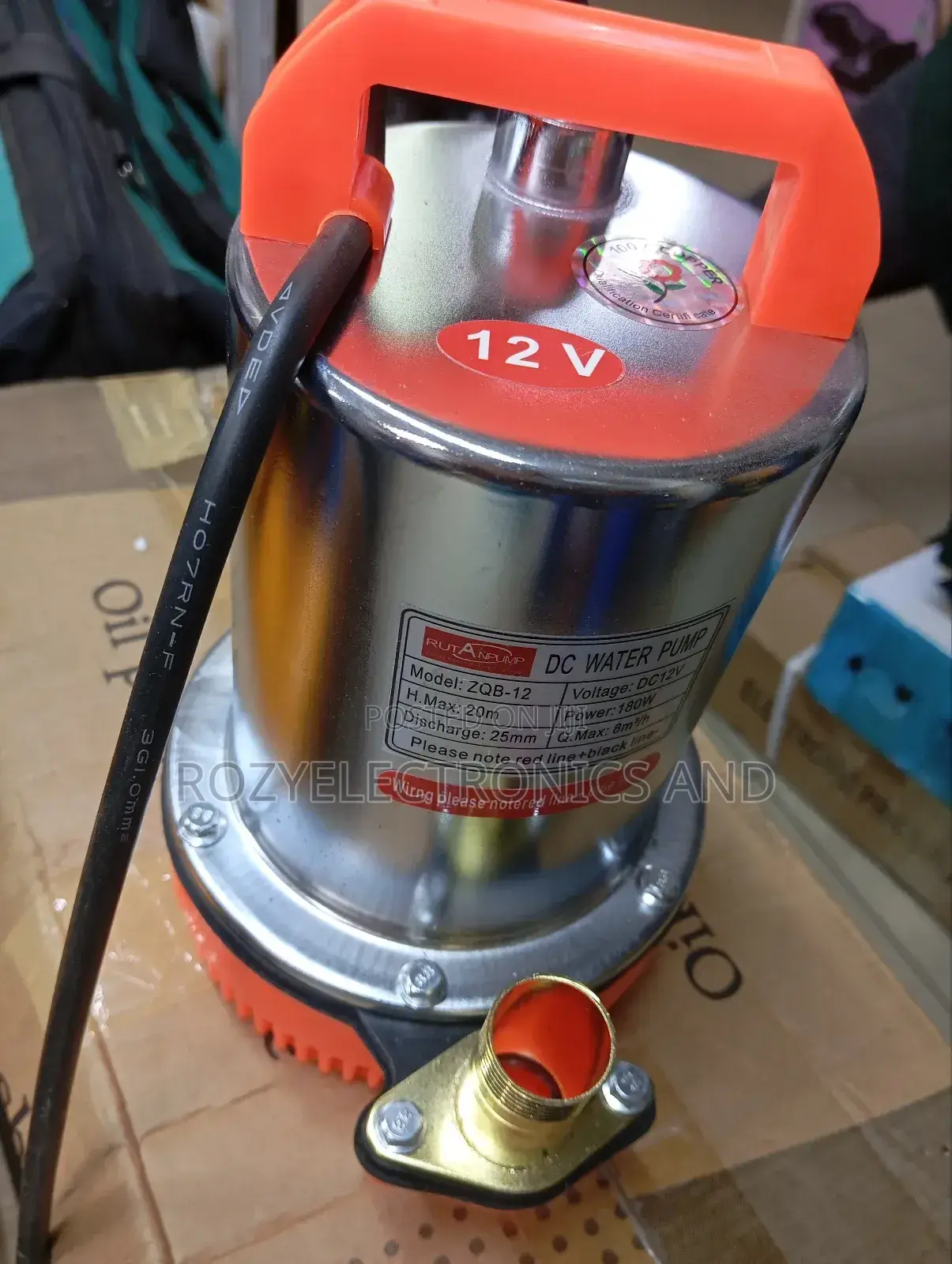 12 v Submasible Solar Pump 180 Watts