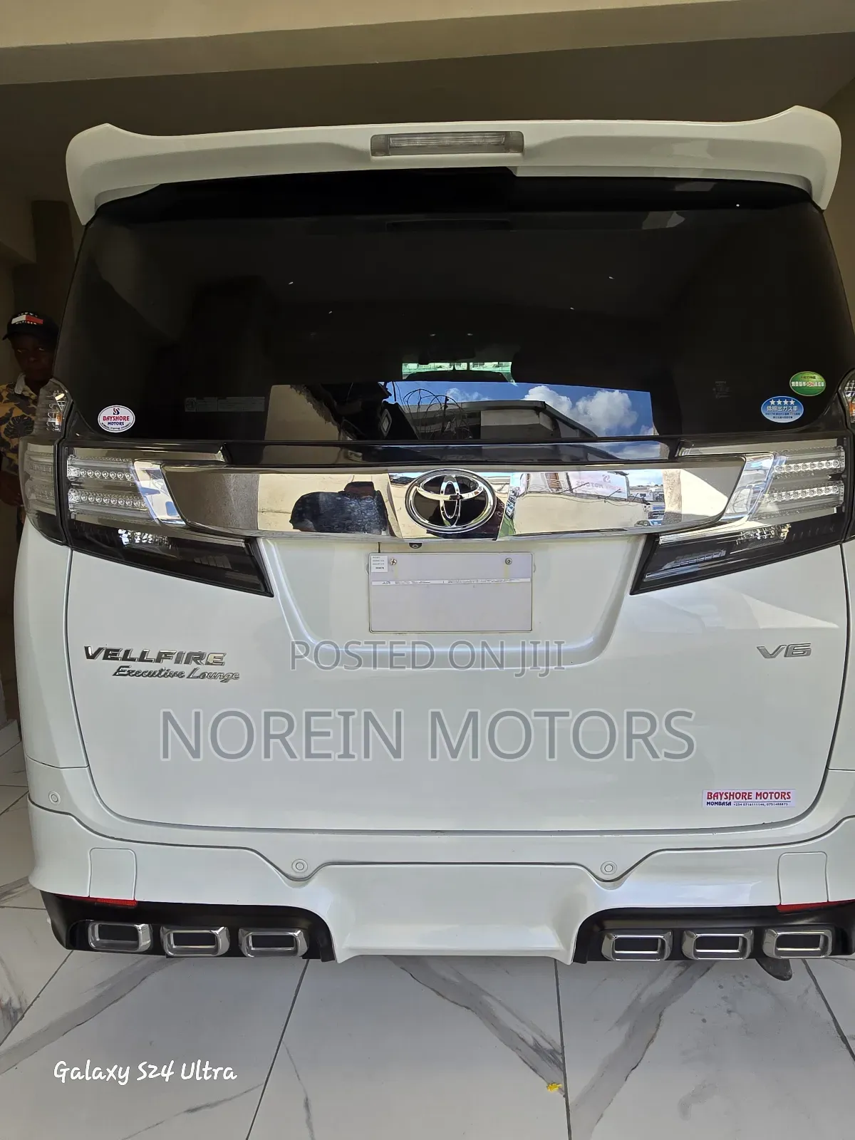 Toyota Vellfire 2017 White