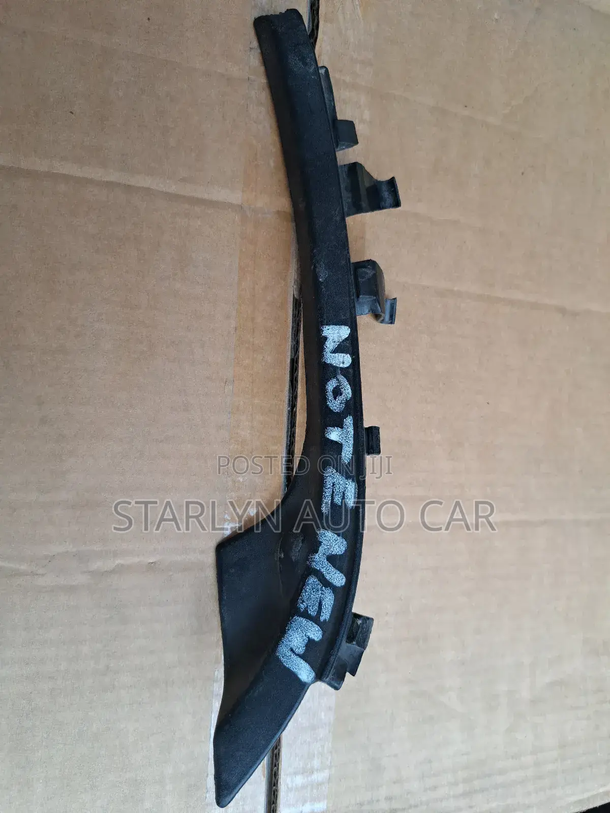 Windscreen Finisher Nissan Note
