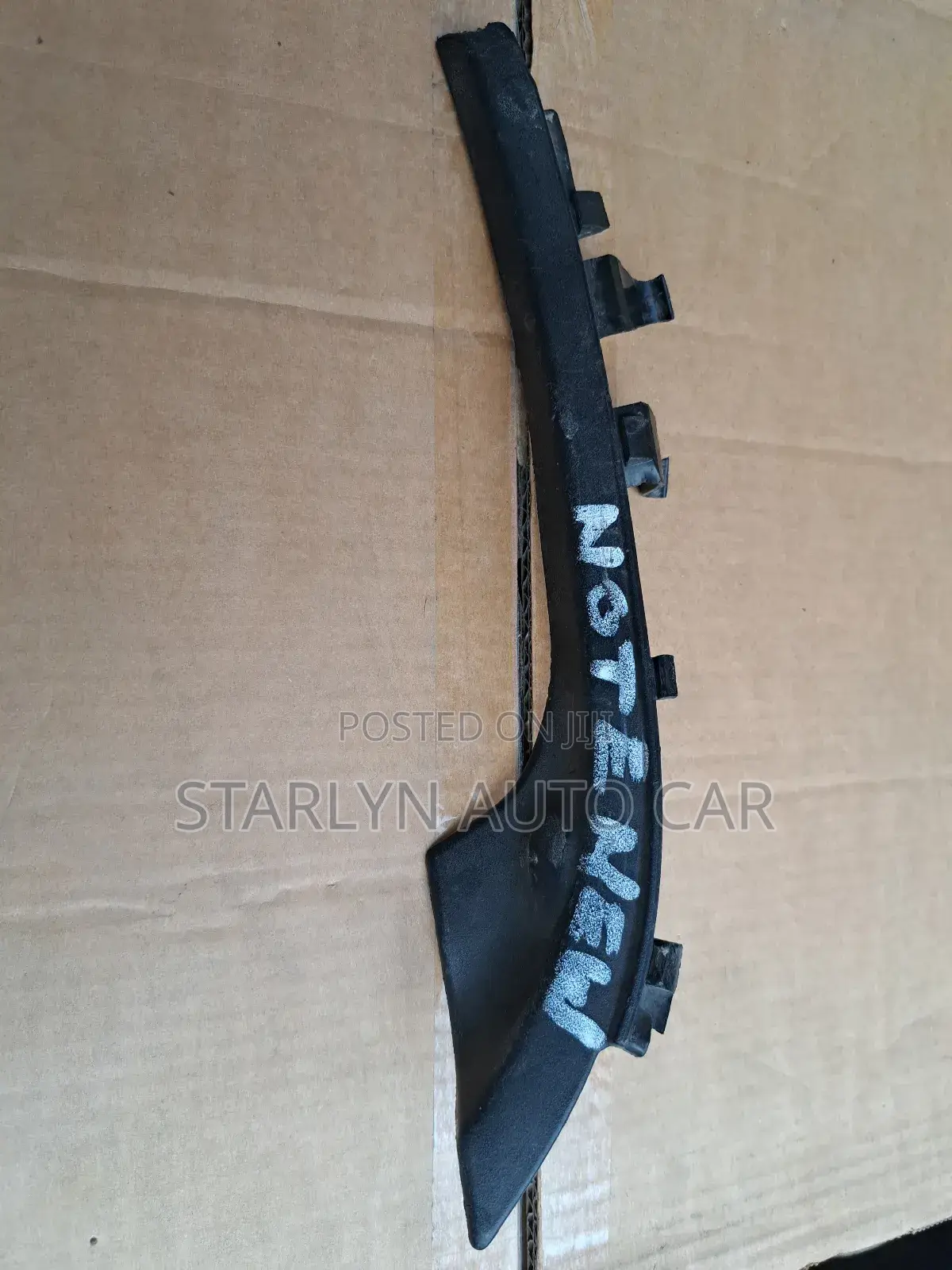 Windscreen Finisher Nissan Note