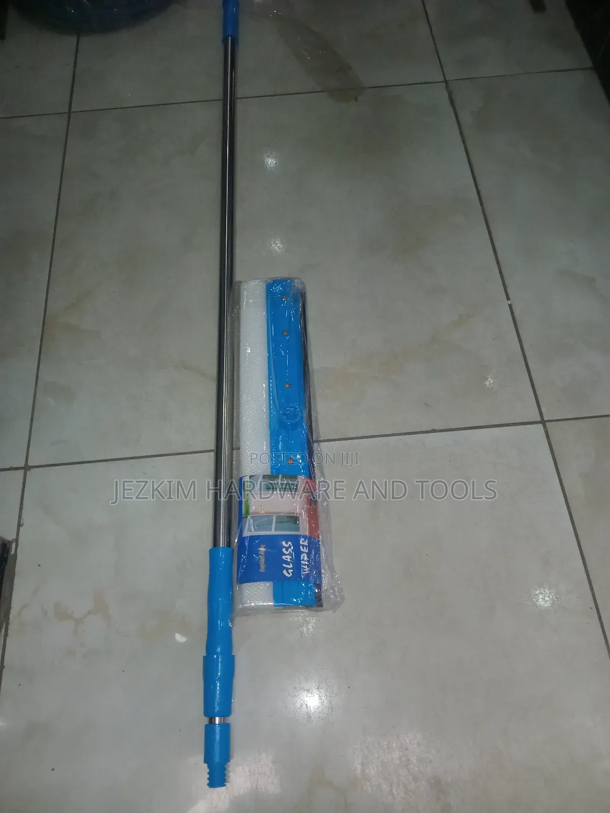 Window Squeezer Adjustable