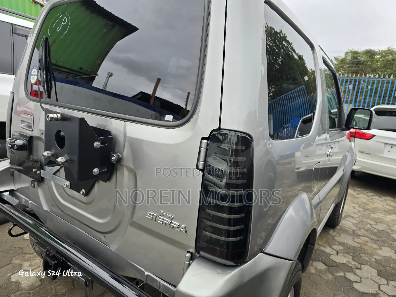 Suzuki Jimny 2017 Silver