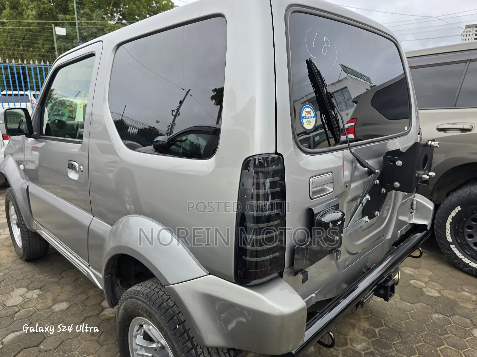 Suzuki Jimny 2017 Silver