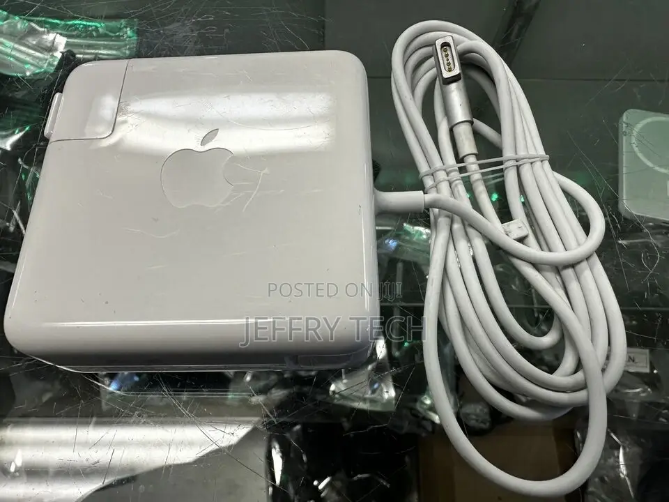 Genuine Apple Magsafe L Power Adapter 85W MS1 for Macbook