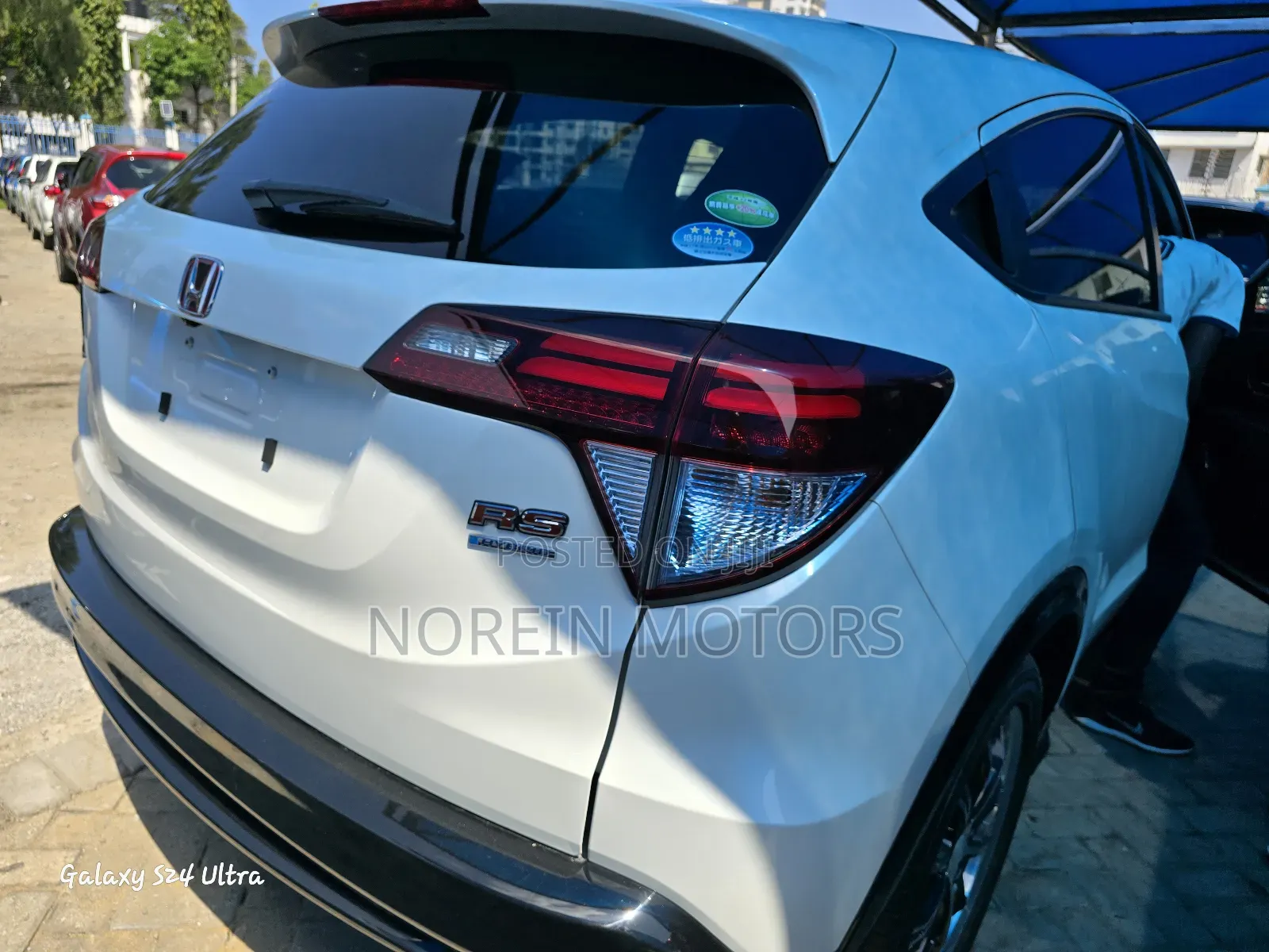 Honda Vezel 2017 White