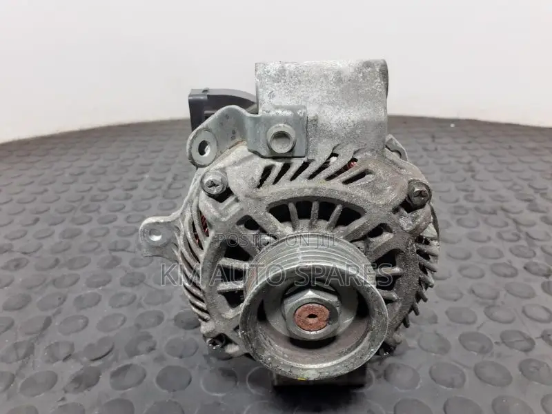 Mazda L8 Alternator for Bongo, Vanette.